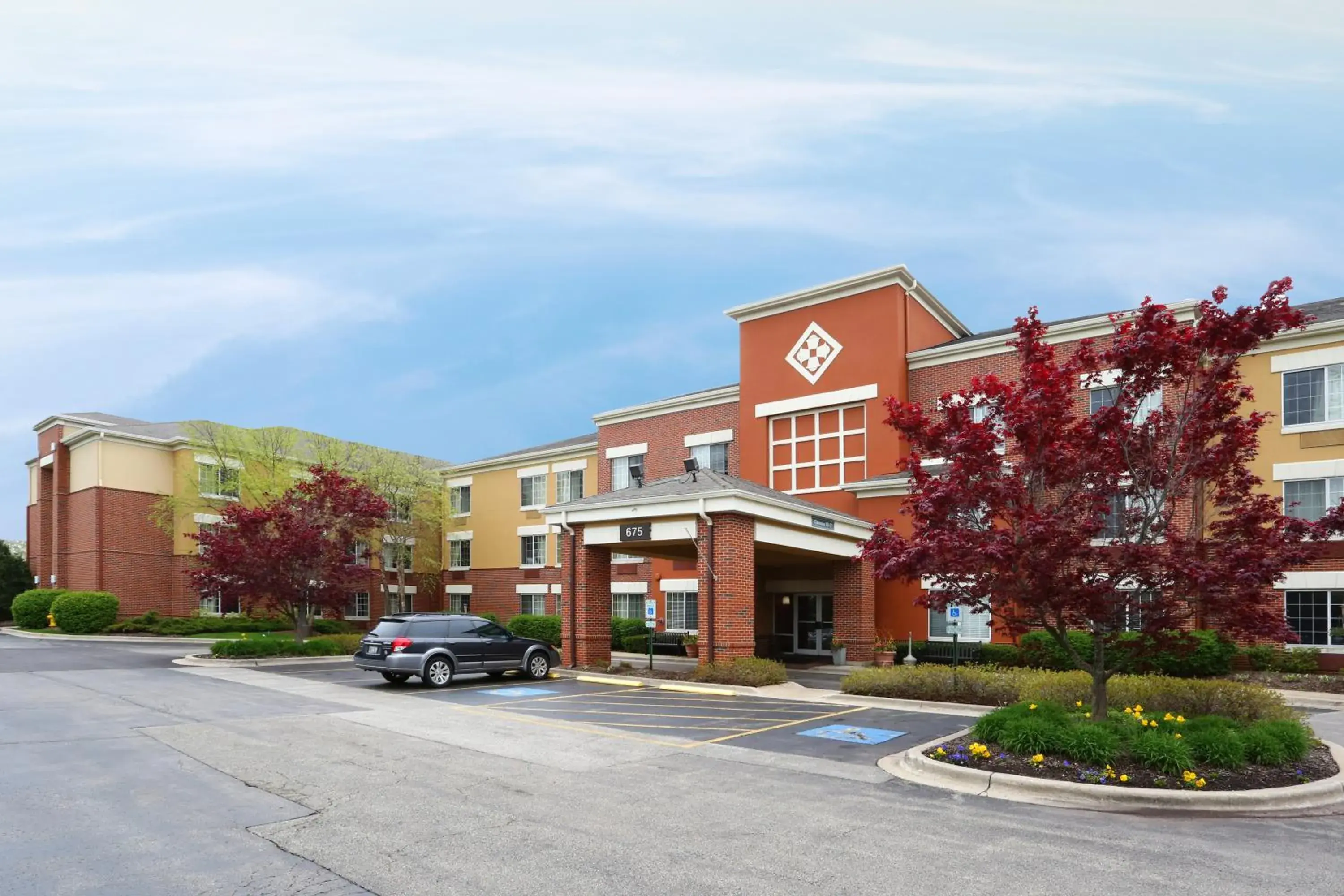 Property building in Extended Stay America Select Suites - Chicago - Vernon Hills - Lincolnshire Property building in Extended Stay America Select Suites - Chicago - Vernon Hills - Lincolnshire