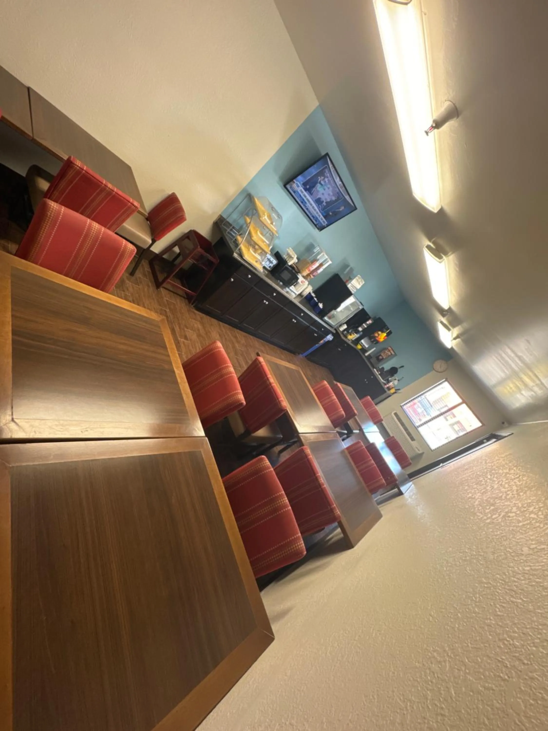 Days Inn by Wyndham Salina I-70