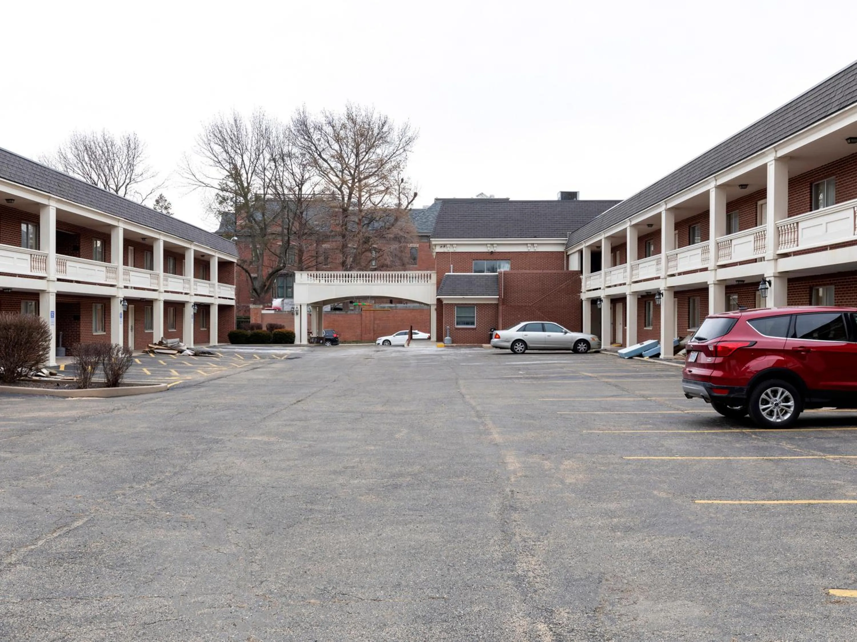 Property building in Mansion View Inn & Suites