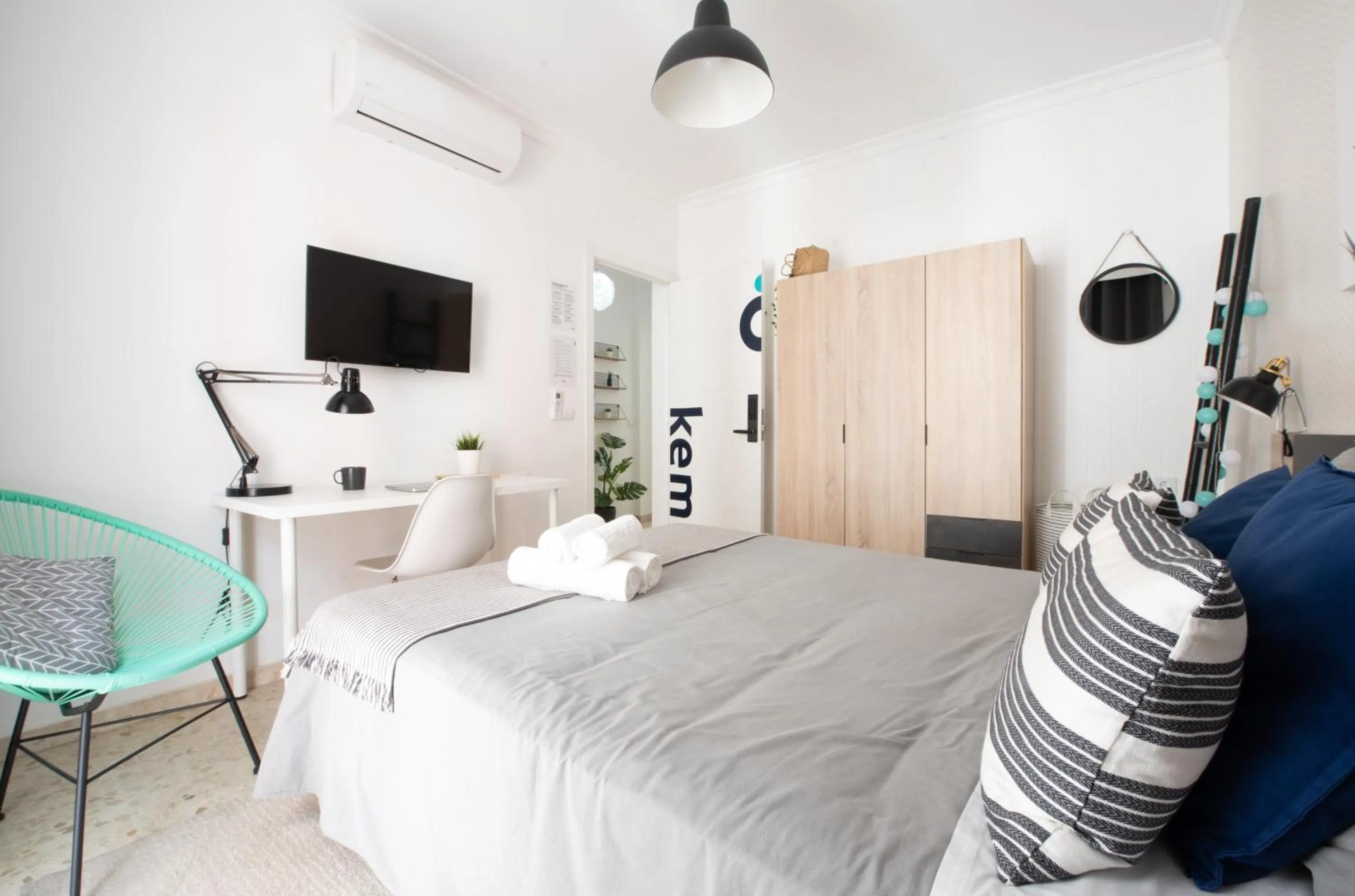 TV and multimedia, Bed in Nordik Rooms Urban - Trinidad "Copenhague"