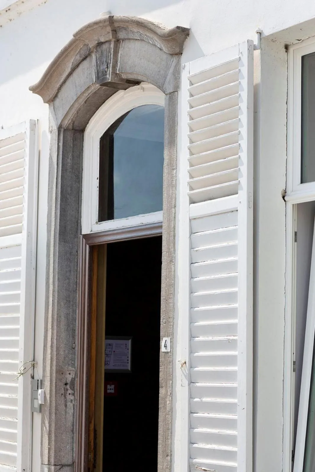 Facade/entrance in Broel4