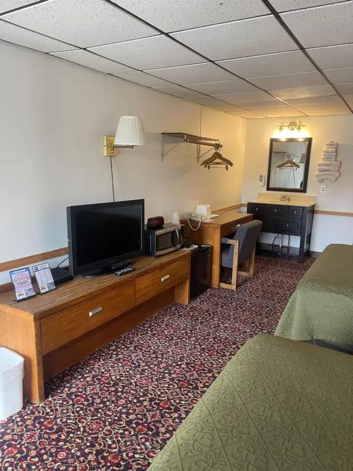 Knights Inn Mackinaw City Knights Inn Mackinaw City