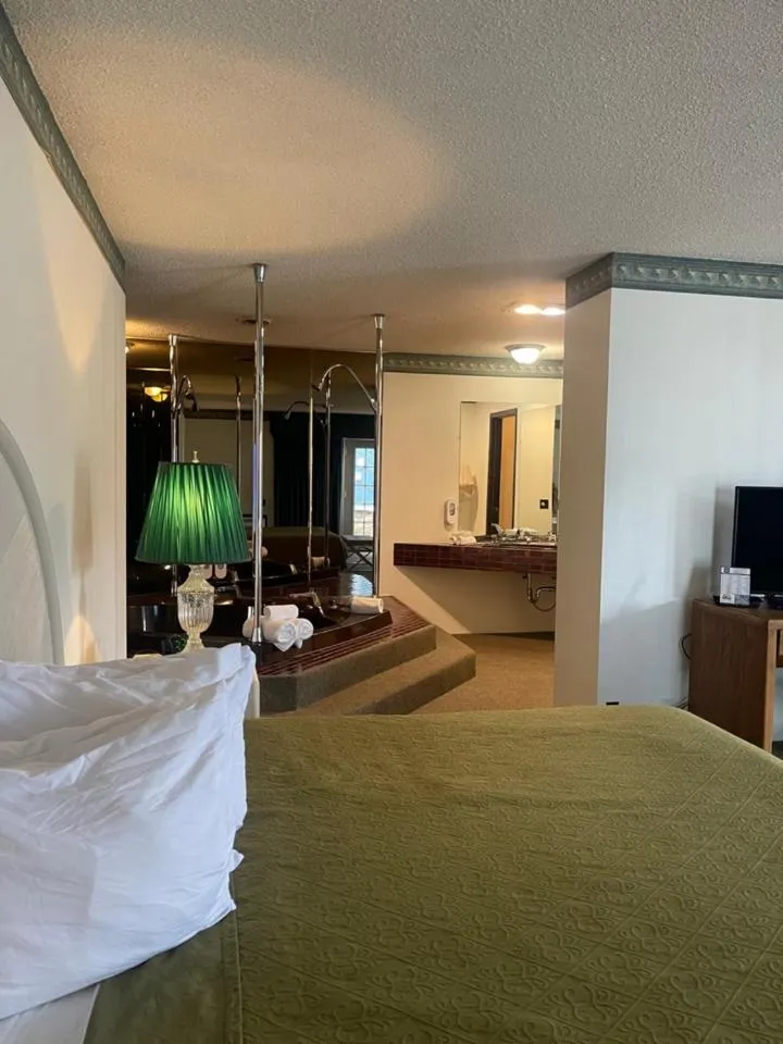 Knights Inn Mackinaw City