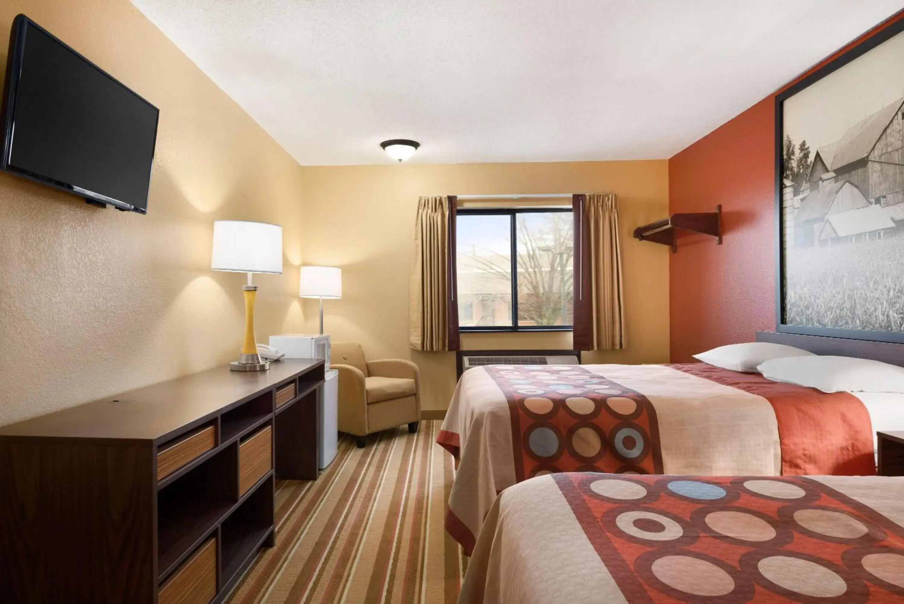 Photo of the whole room, Bed in Super 8 by Wyndham Rantoul Photo of the whole room, Bed in Super 8 by Wyndham Rantoul