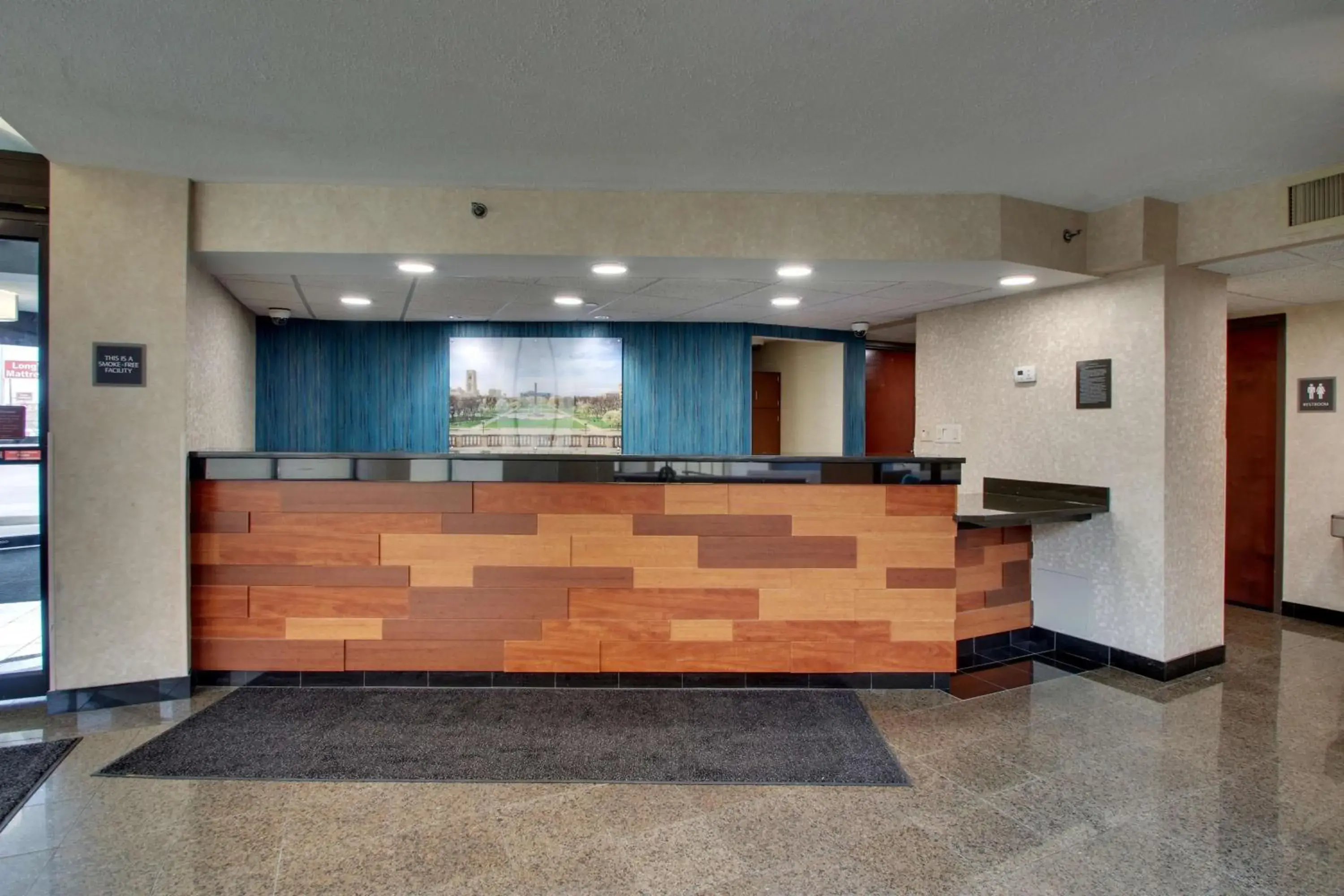 Lobby or reception in Best Western Plus Indianapolis North at Pyramids Lobby or reception in Best Western Plus Indianapolis North at Pyramids