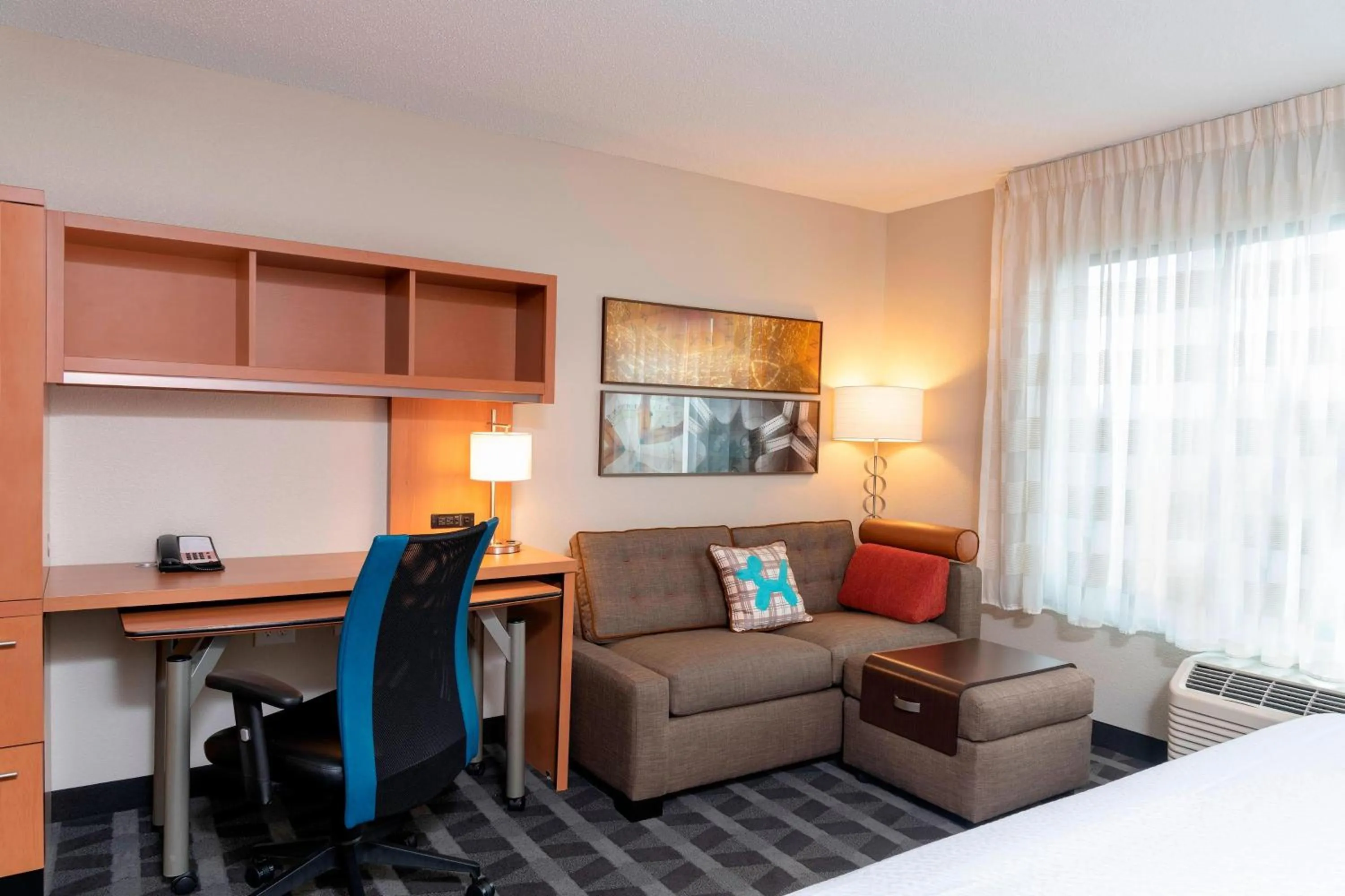 Photo of the whole room, Bed in TownePlace Suites Fort Wayne North