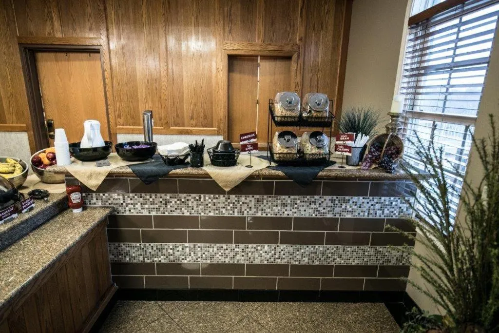 American breakfast in Marv Herzog Hotel