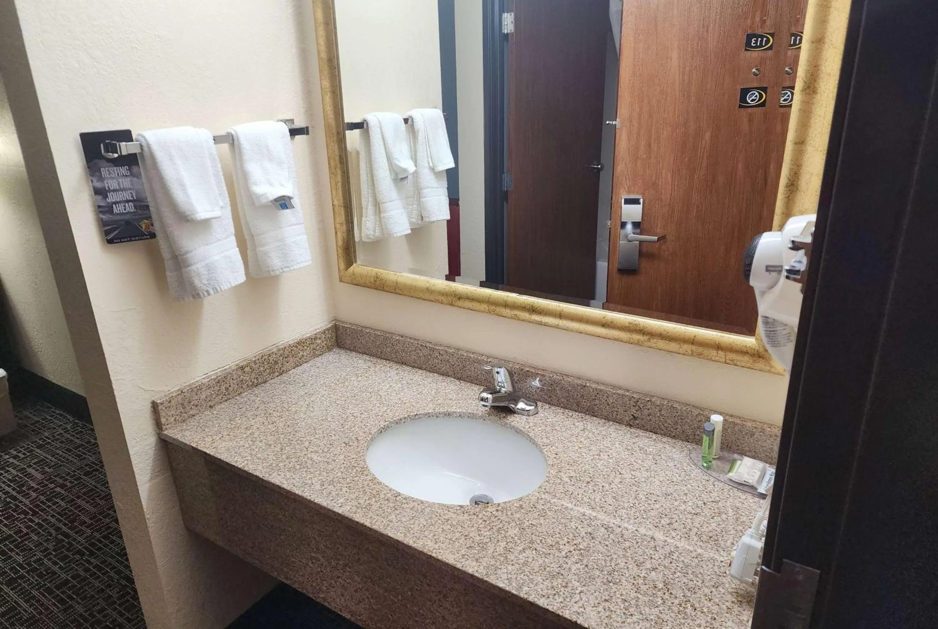 Bathroom in Super 8 by Wyndham Galesburg