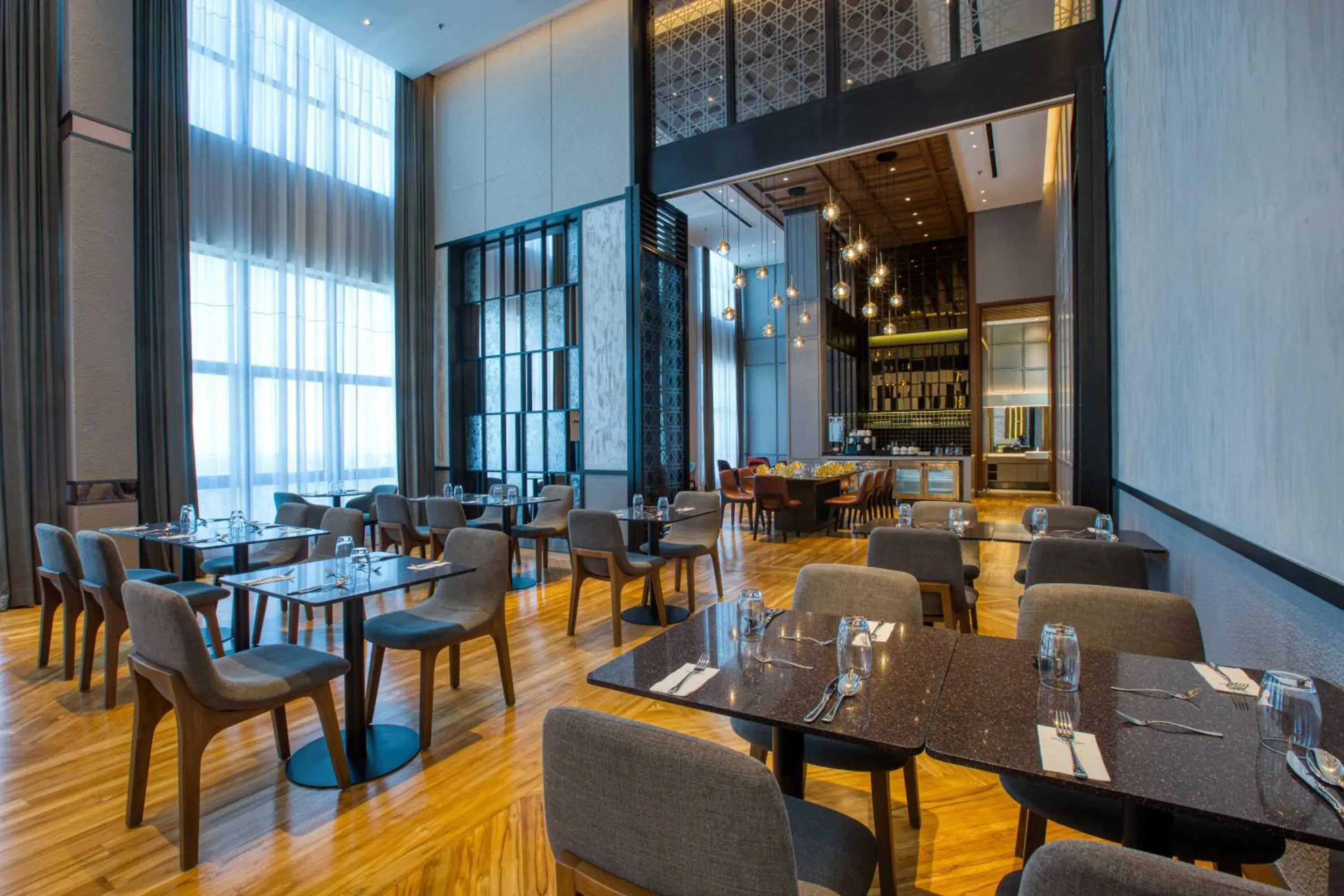 Lounge or bar, Restaurant/Places to Eat in Mercure Living Putrajaya