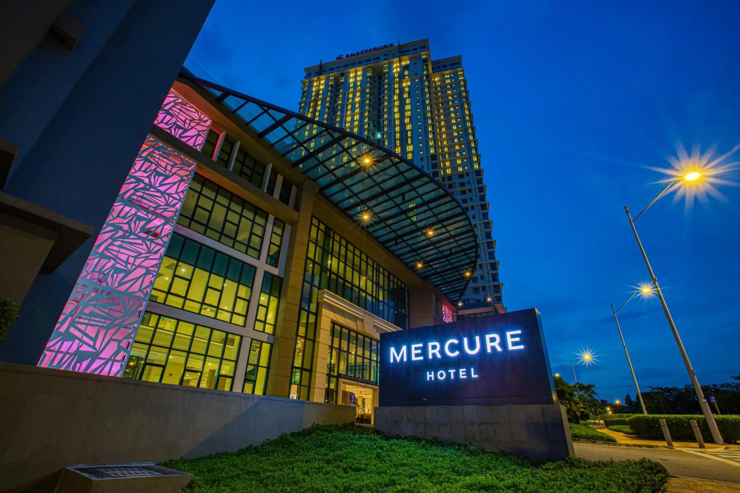 Facade/entrance, Property Logo/Sign in Mercure Living Putrajaya