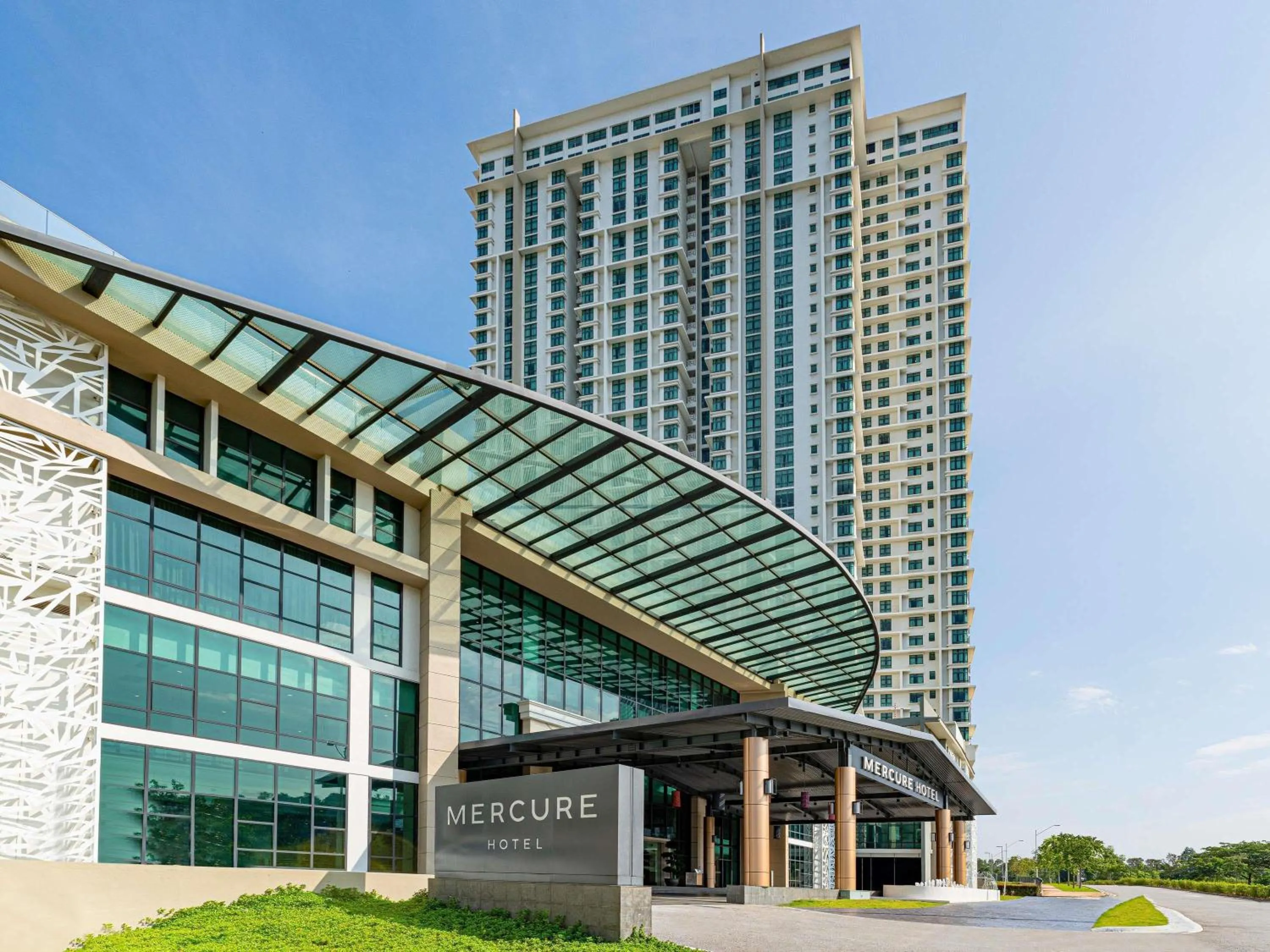 Property building in Mercure Living Putrajaya