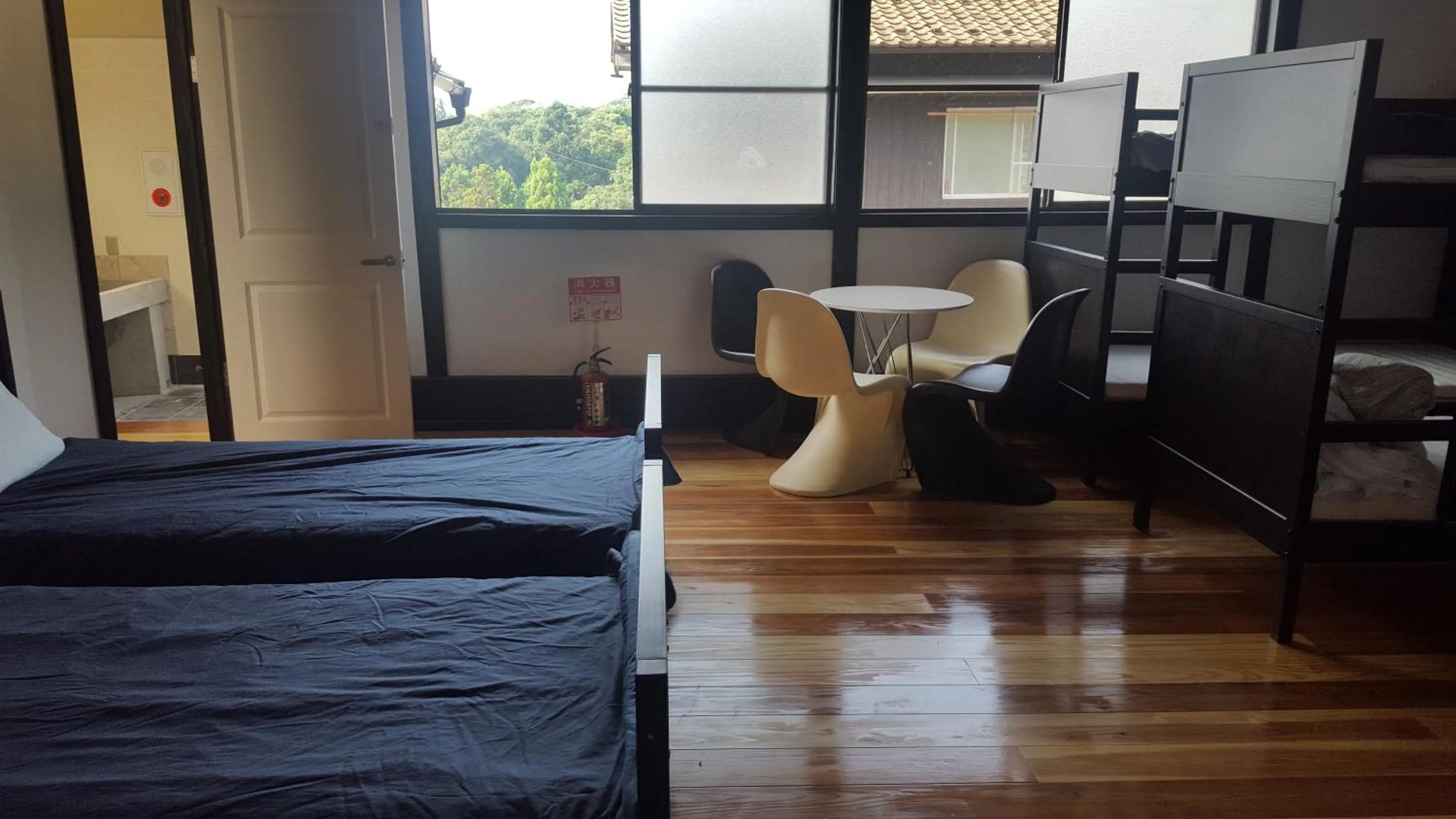 Living room, Bed in Asobi Lodge