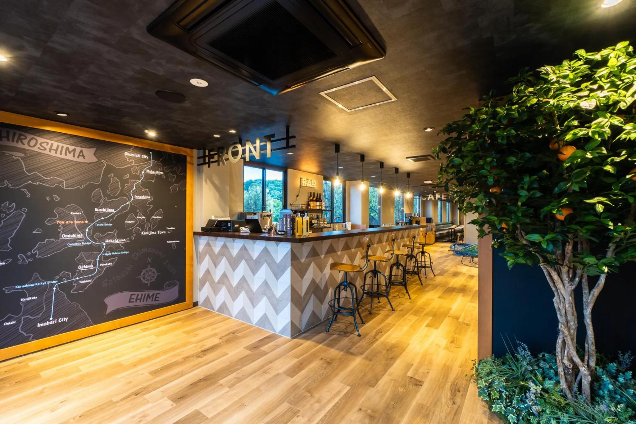 Lobby or reception in I-Link Hostel & Cafe Shimanami