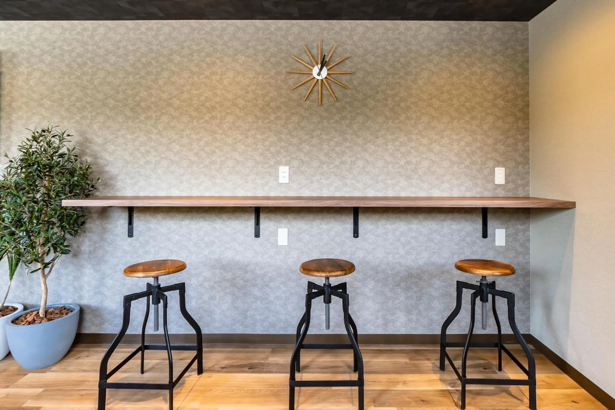 Restaurant/places to eat in I-Link Hostel & Cafe Shimanami