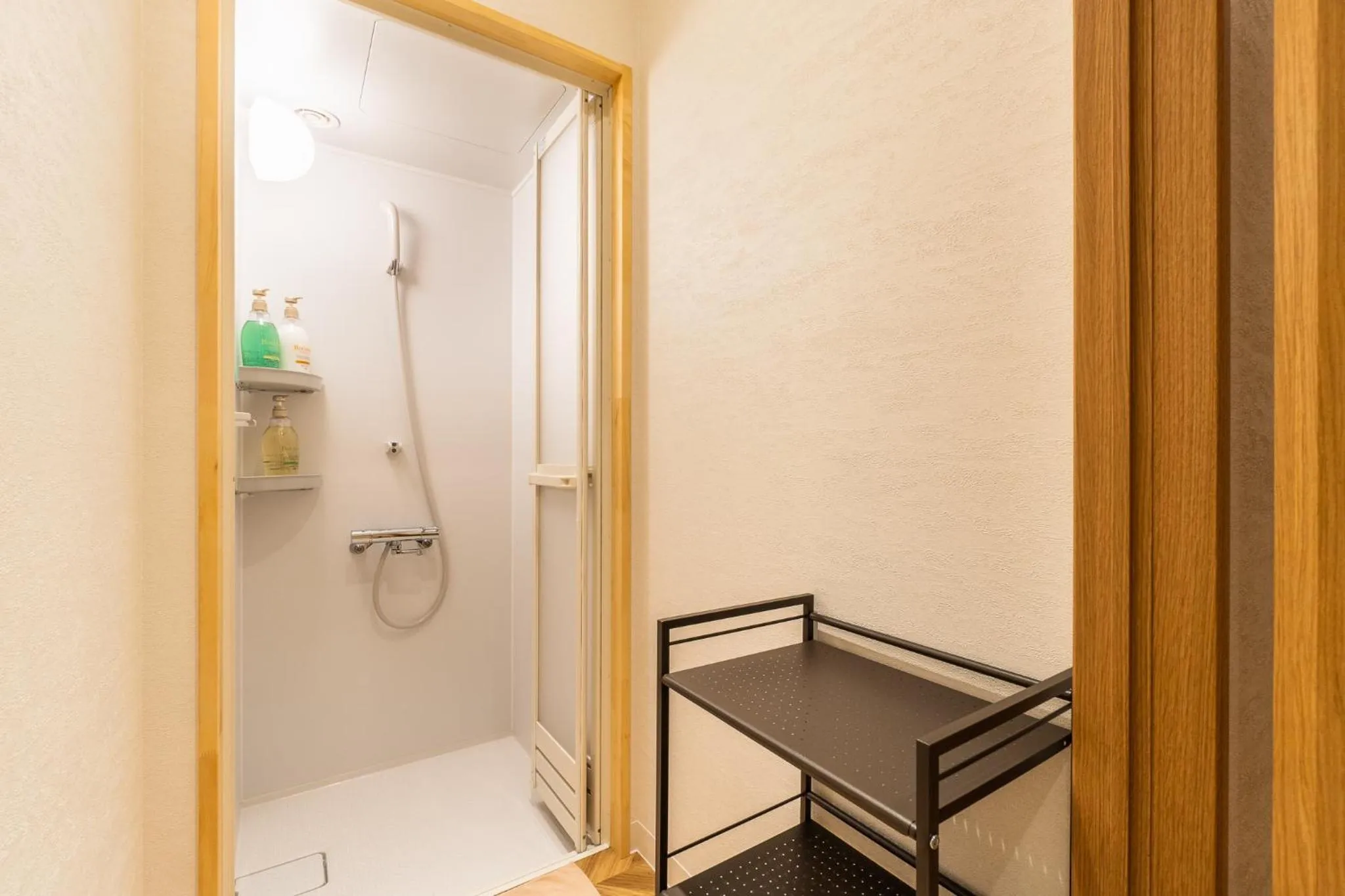 Shower in I-Link Hostel & Cafe Shimanami