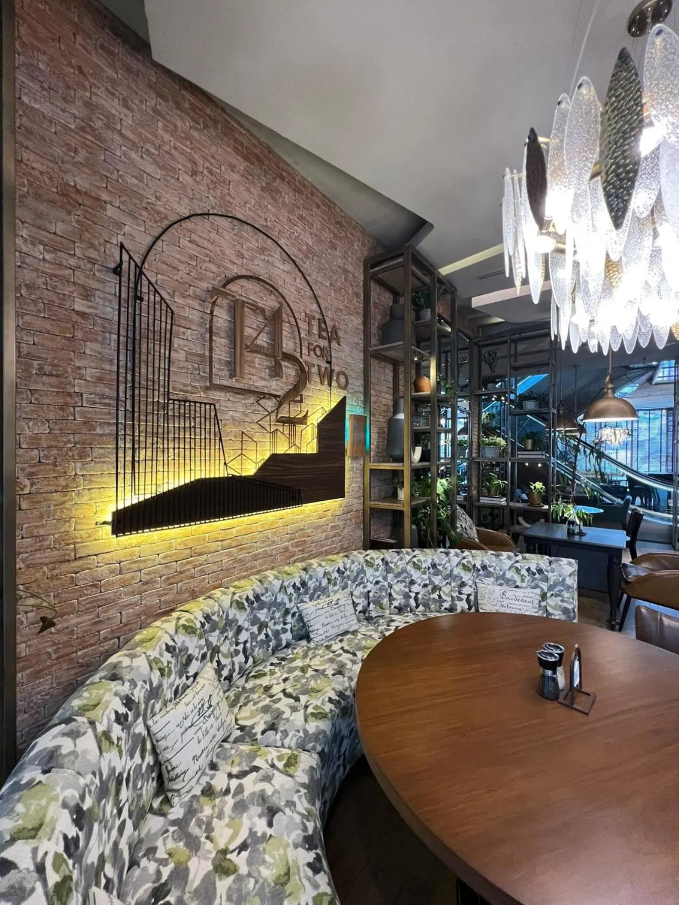 Restaurant/places to eat in Brittany Hotel BGC