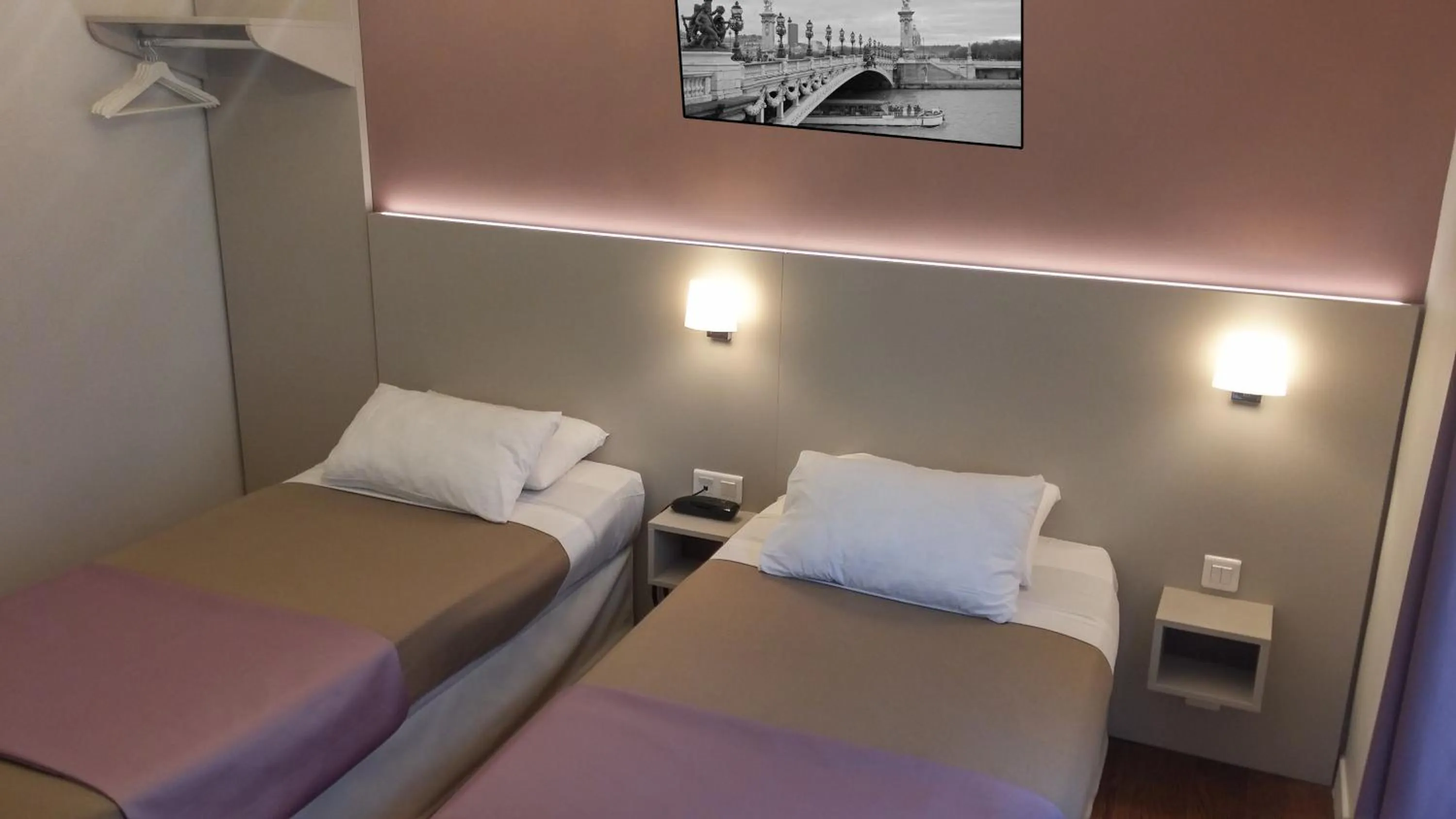 Photo of the whole room, Bed in Modern Hotel