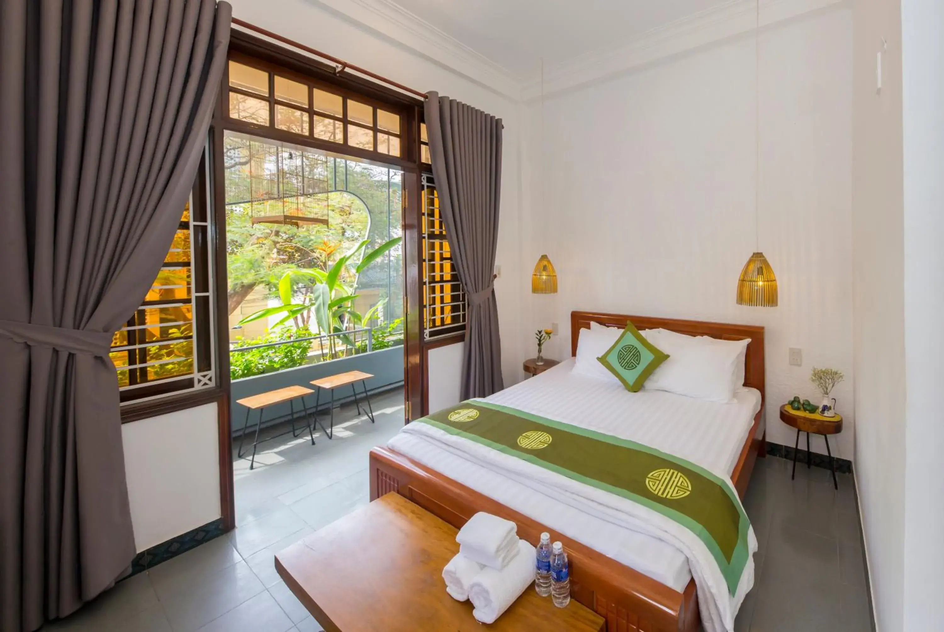 Bed in Purple Hue Central Hub Bed in Purple Hue Central Hub