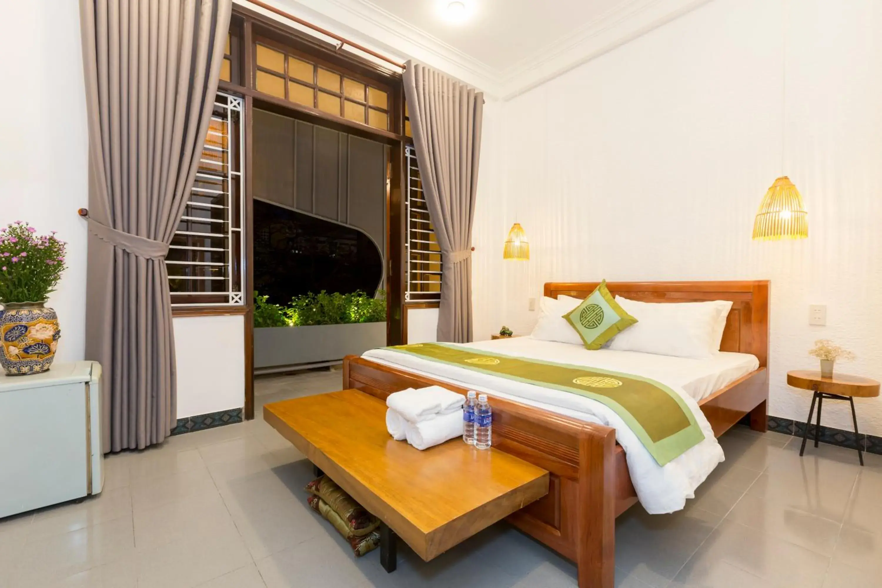 Bed in Purple Hue Central Hub Bed in Purple Hue Central Hub