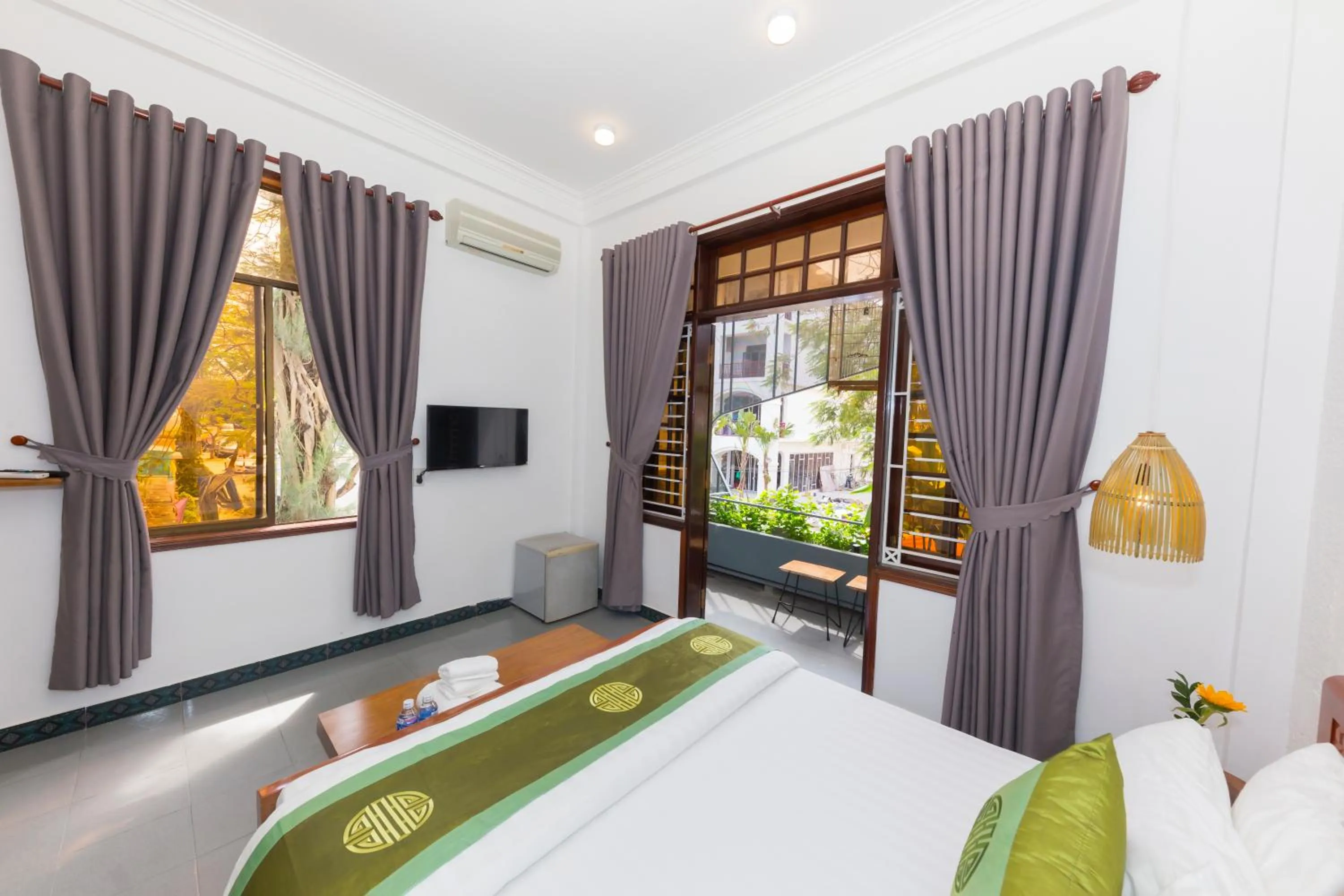 Bed in Purple Hue Central Hub