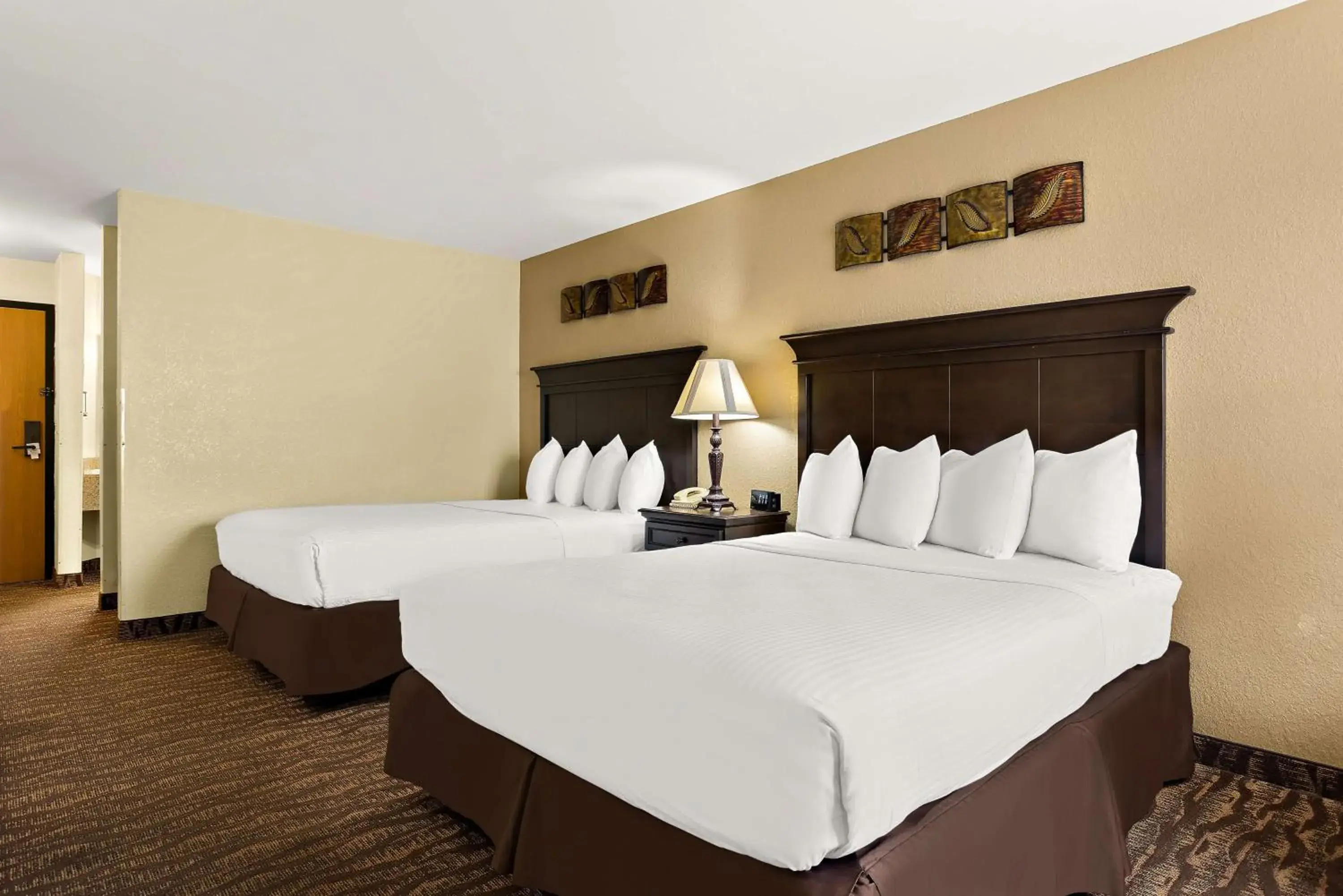 Bedroom, Bed in Best Western Center Pointe Inn Bedroom, Bed in Best Western Center Pointe Inn