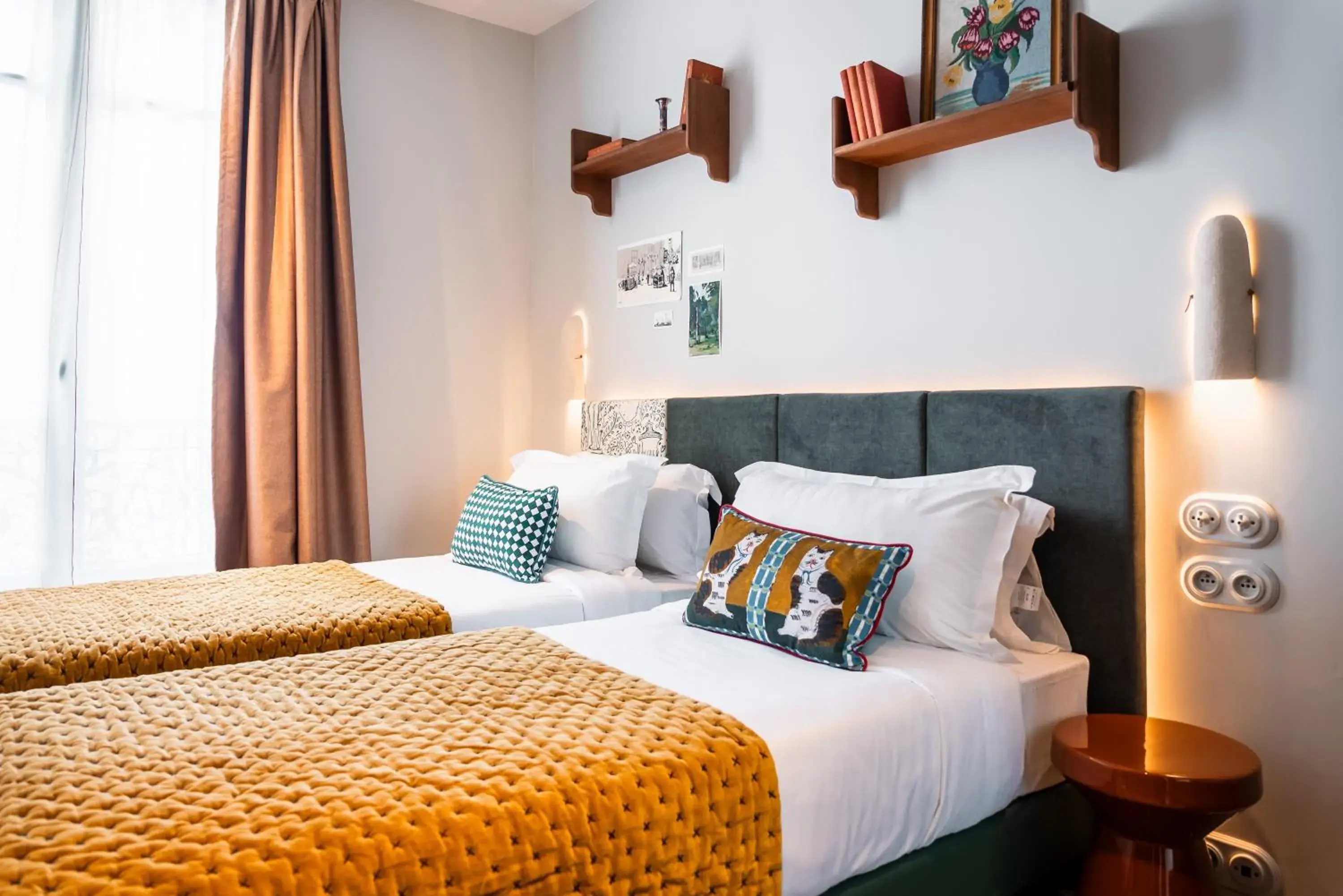 MEDIUM Twin or Double in Kraft Hotel MEDIUM Twin or Double in Kraft Hotel