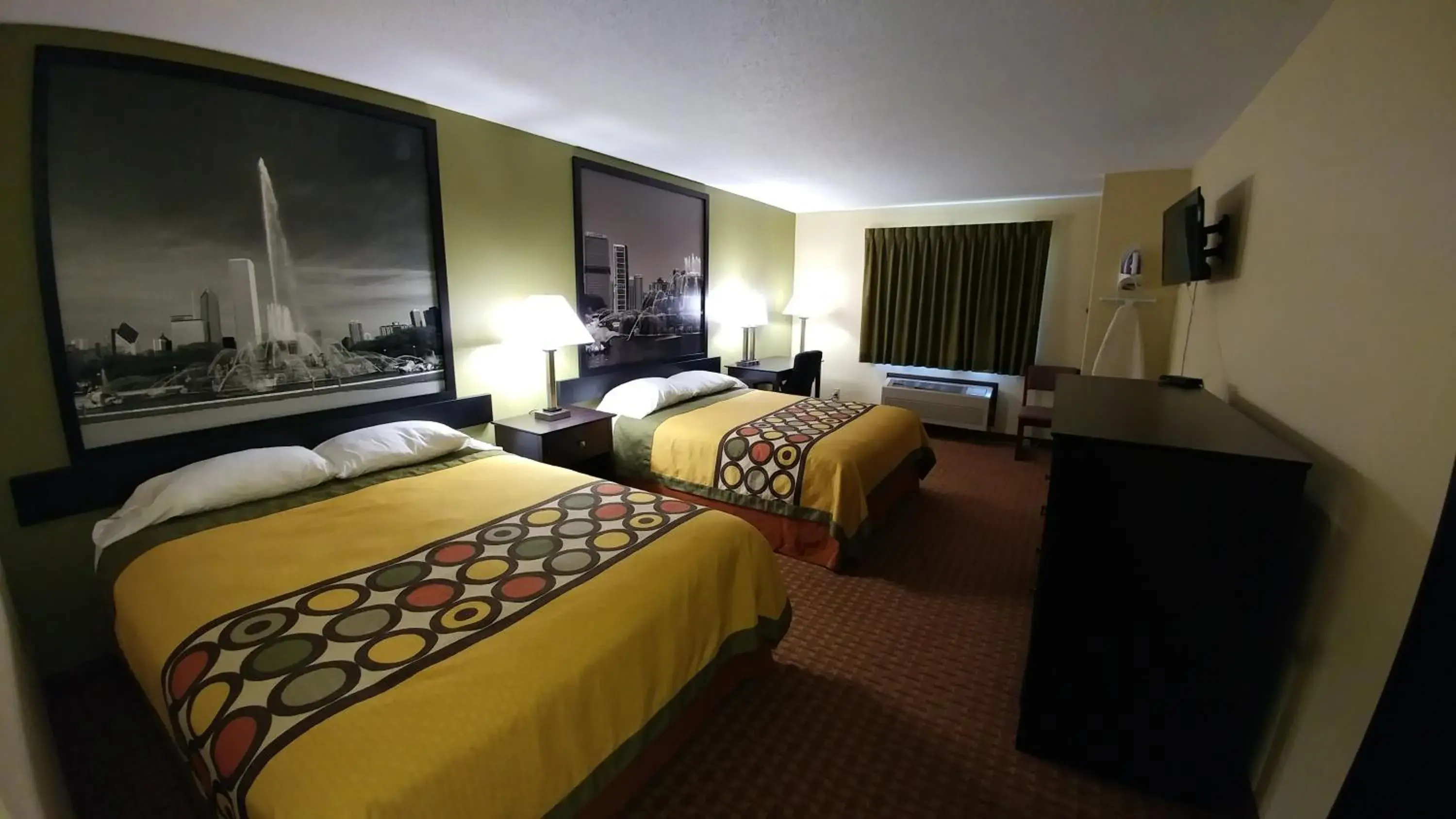 Bed in Super 8 by Wyndham DeKalb IL Bed in Super 8 by Wyndham DeKalb IL