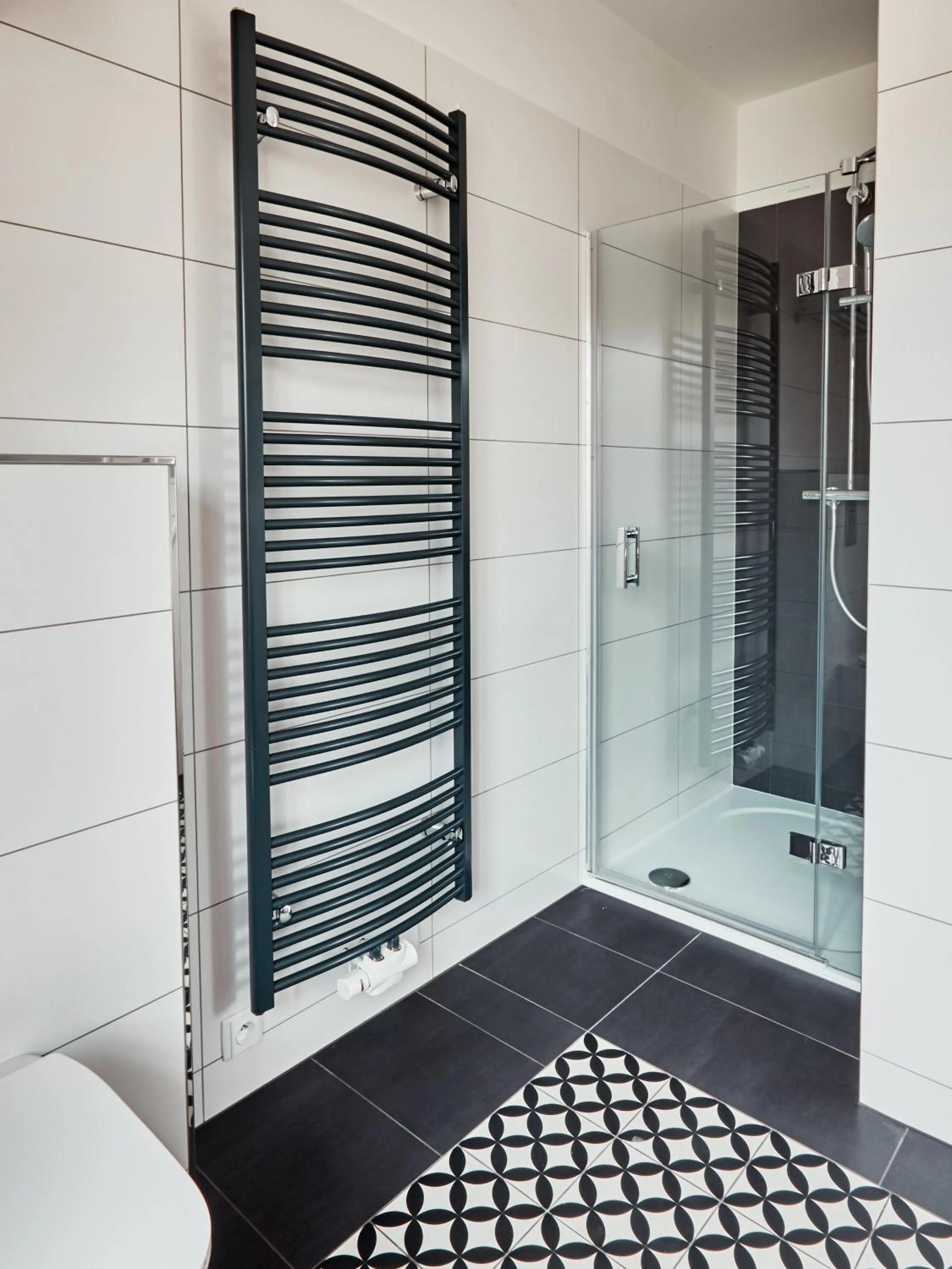 Shower in Hotel Slunce