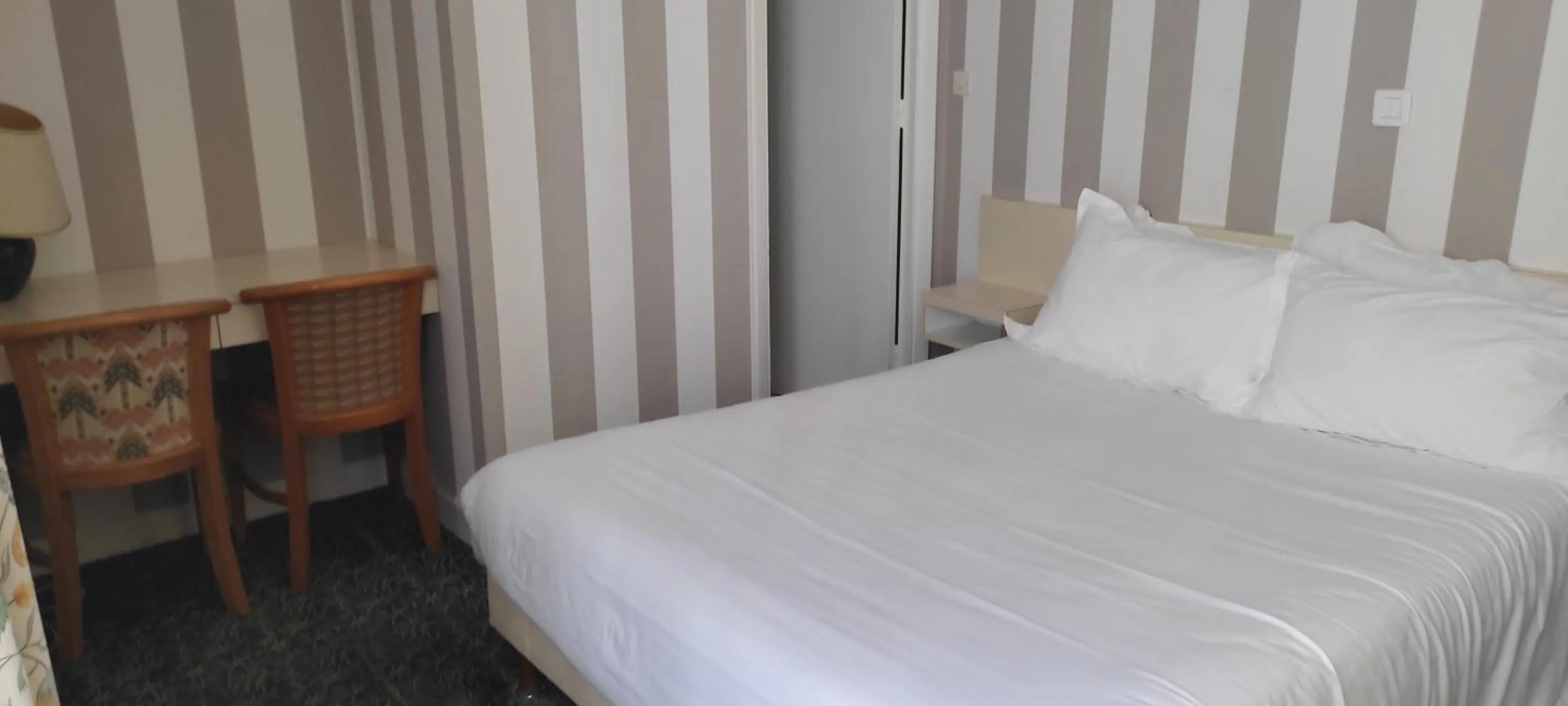 Bed in Grand Hôtel du Havre