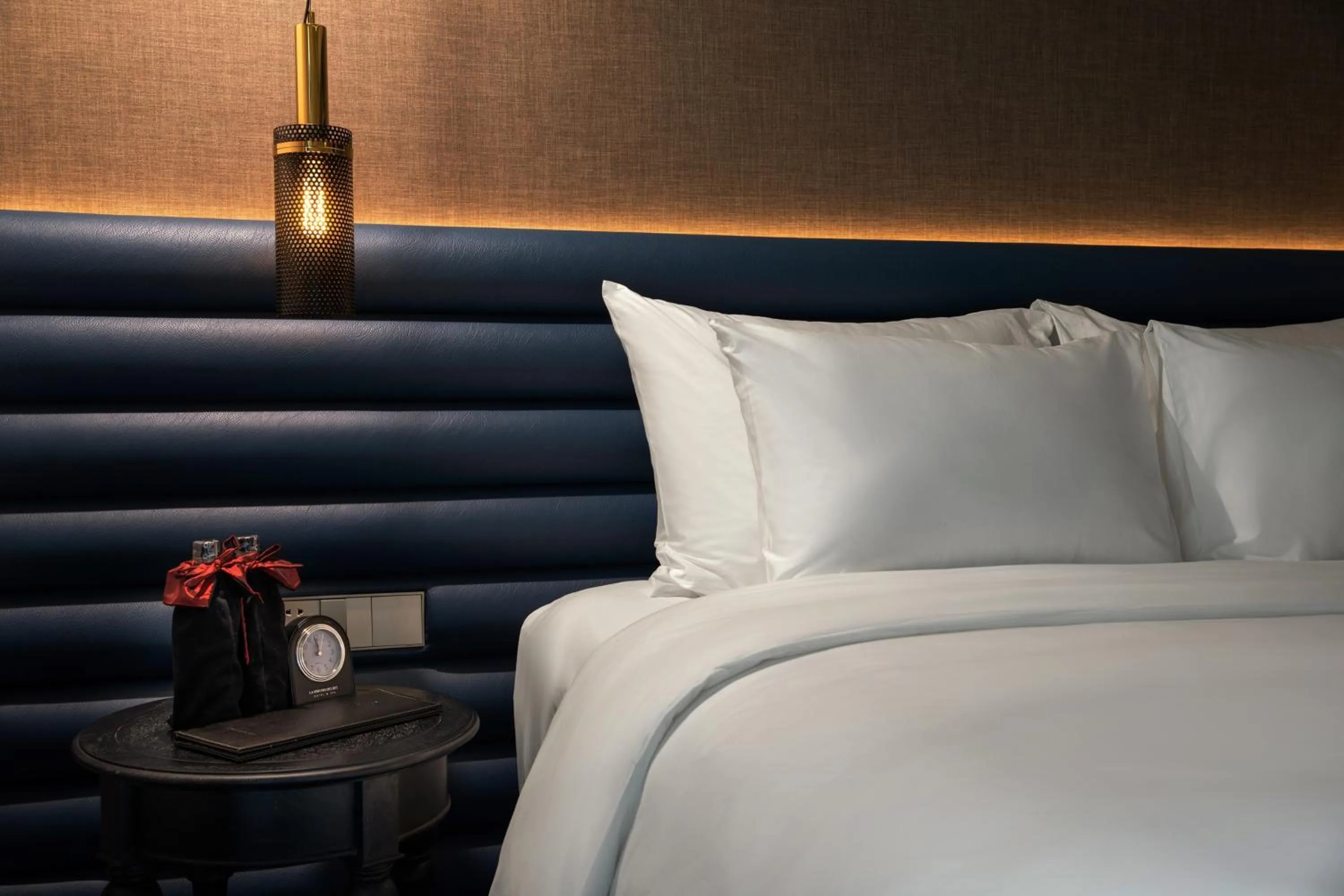 Bed in La Sinfonía del Rey Hotel & Spa