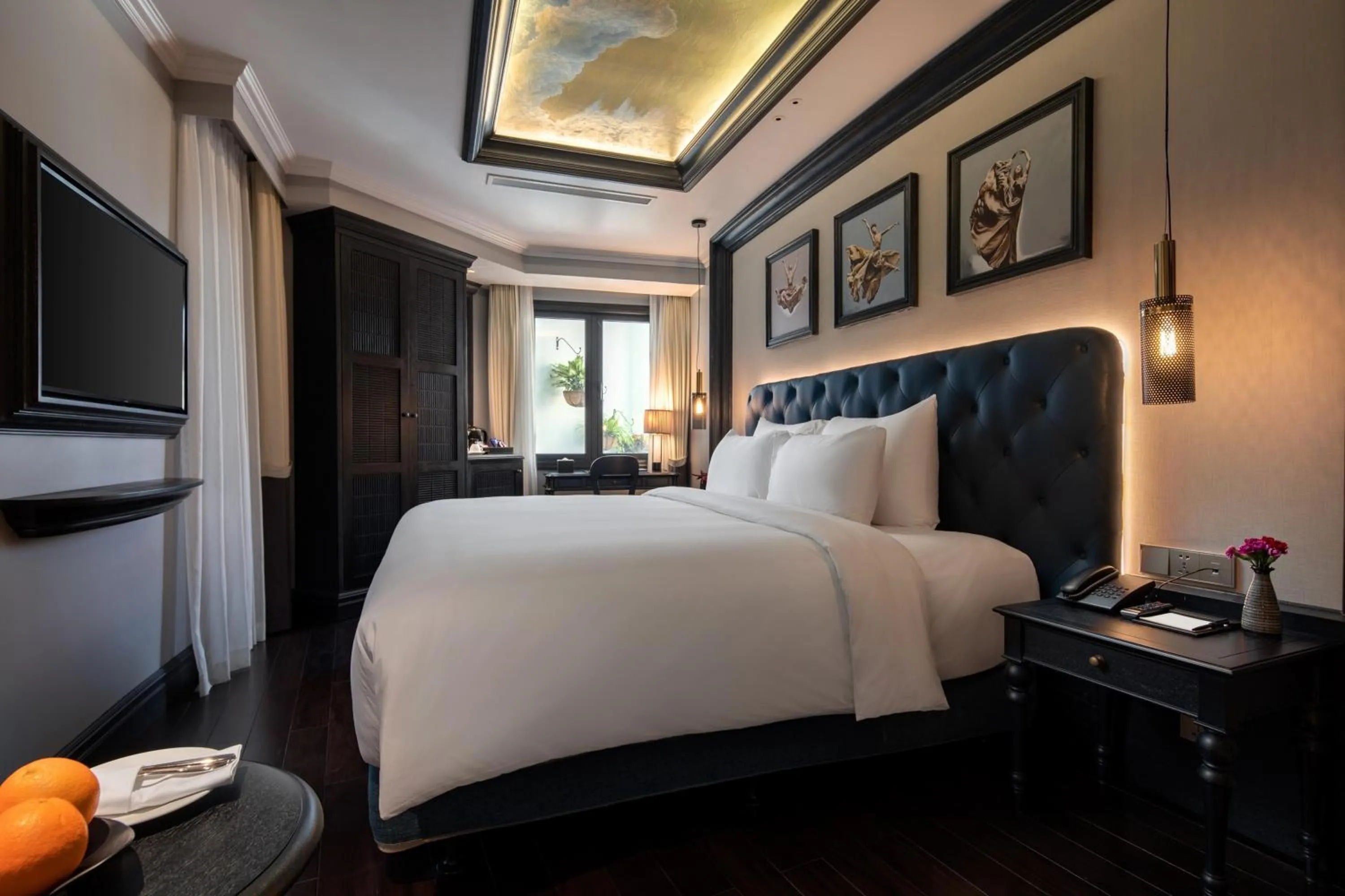 Bed in La Sinfonía del Rey Hotel & Spa