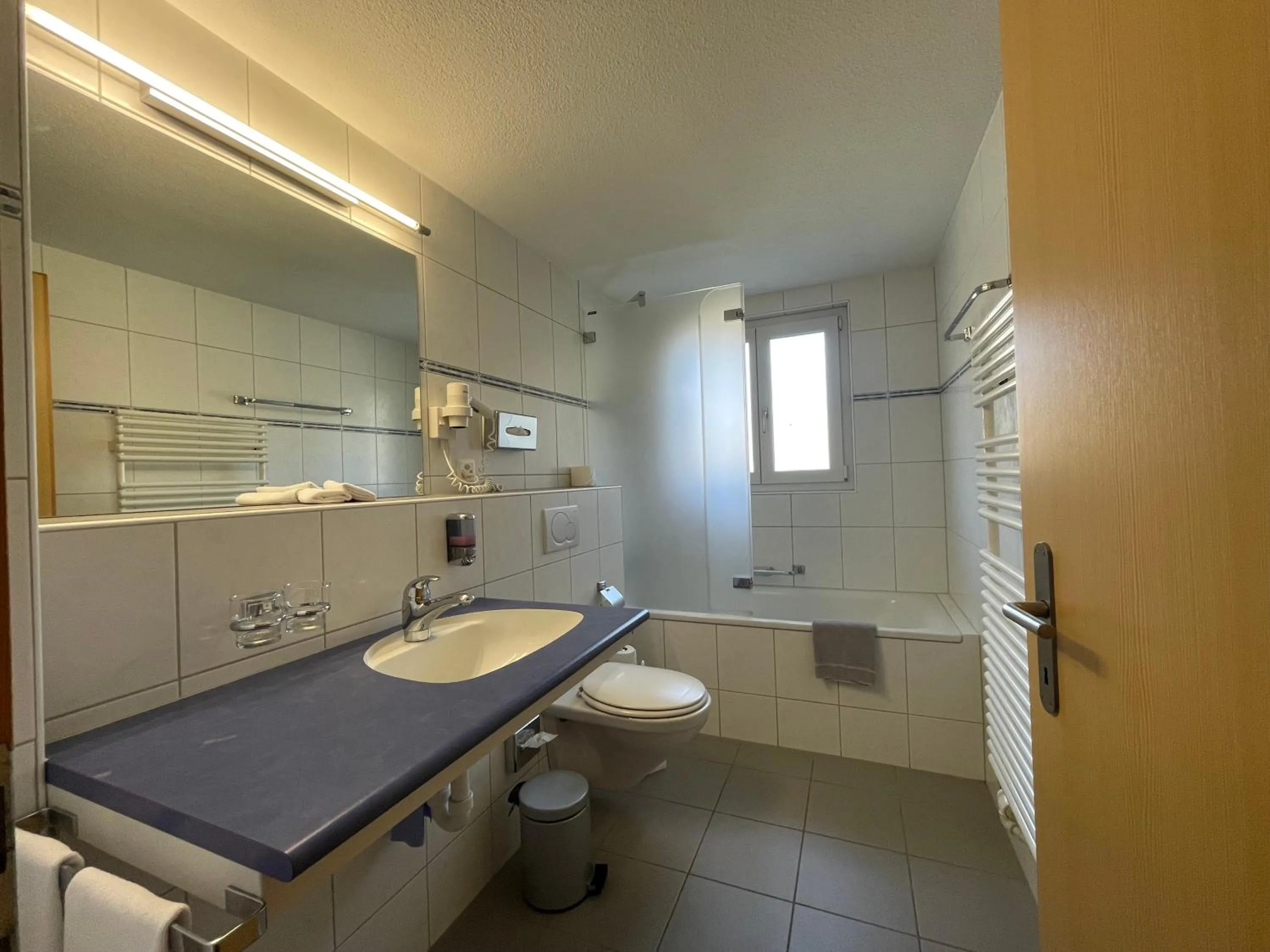 Bathroom in Ferienwohnungen Hotel Alpina