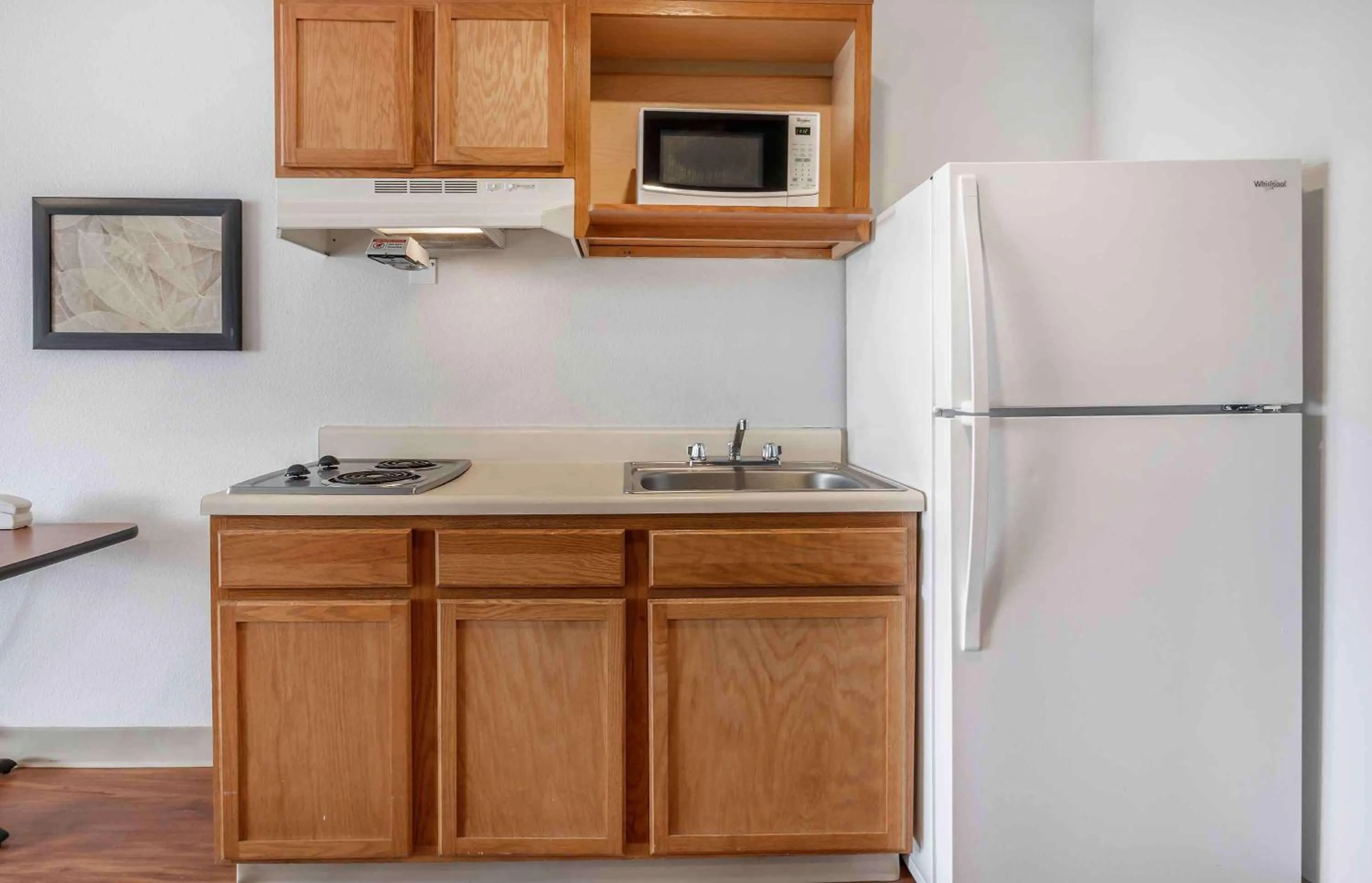 Bedroom in Extended Stay America Select Suites - Wichita - South