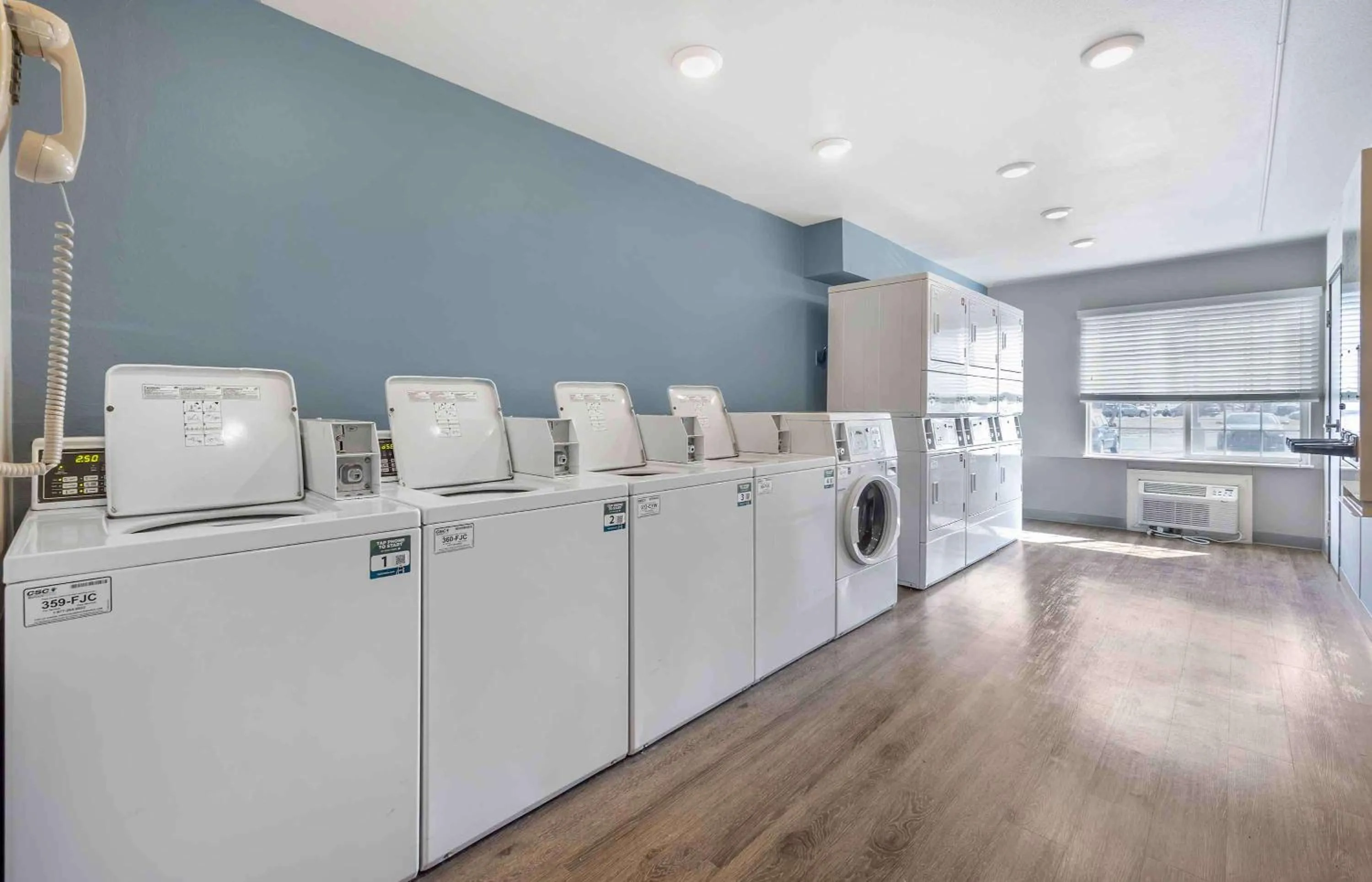 Property building in Extended Stay America Select Suites - Wichita - South