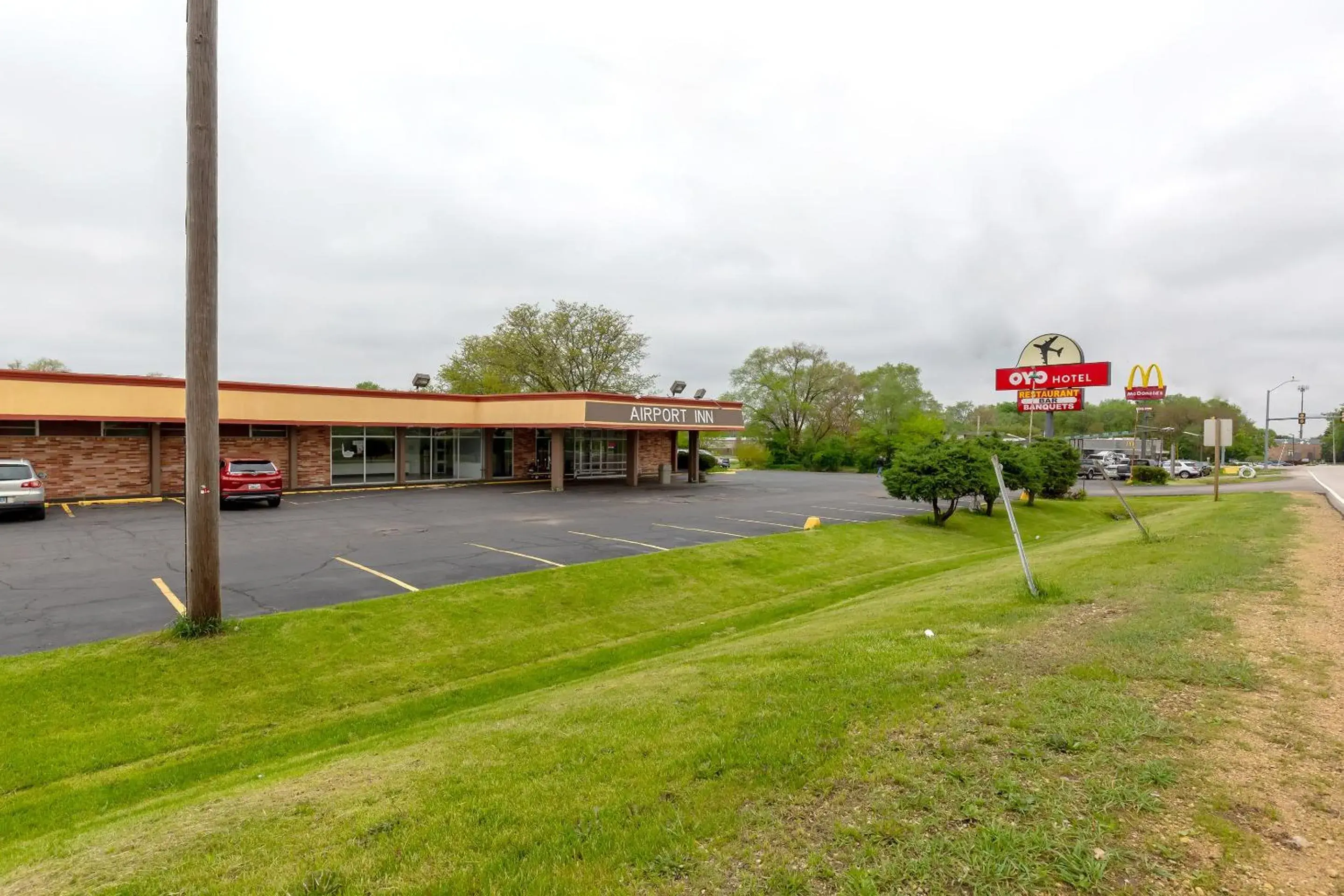 Facade/entrance in Americas Best Value Inn Rockford Facade/entrance in Americas Best Value Inn Rockford