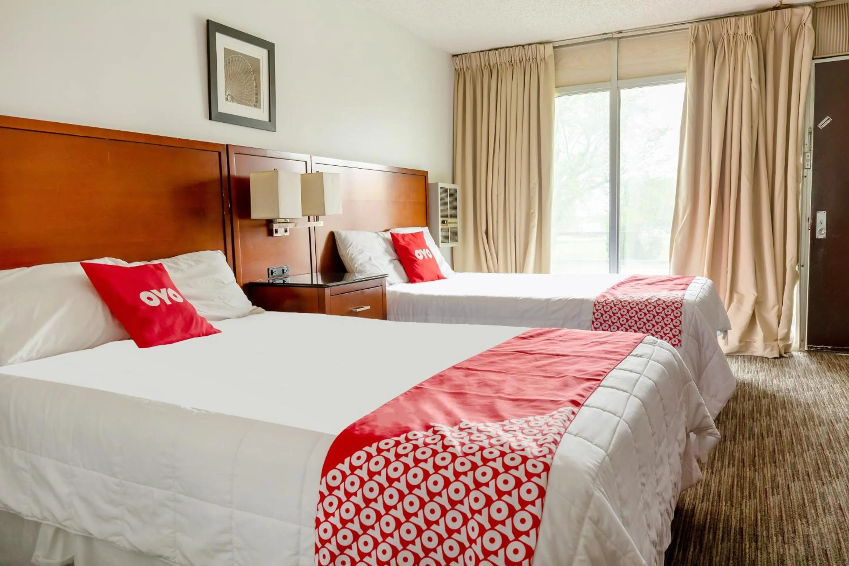 Bedroom in Americas Best Value Inn Rockford