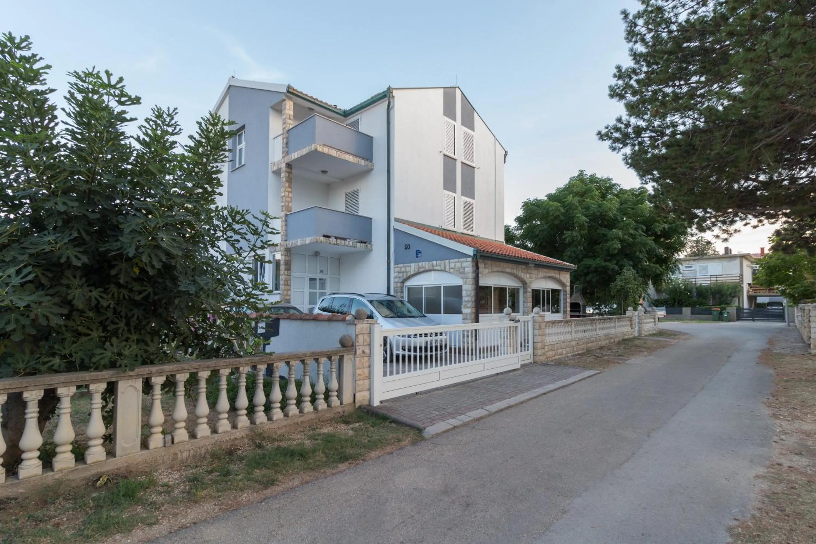 Apartments Sunset near the sandy beach - by TA Leut Agency