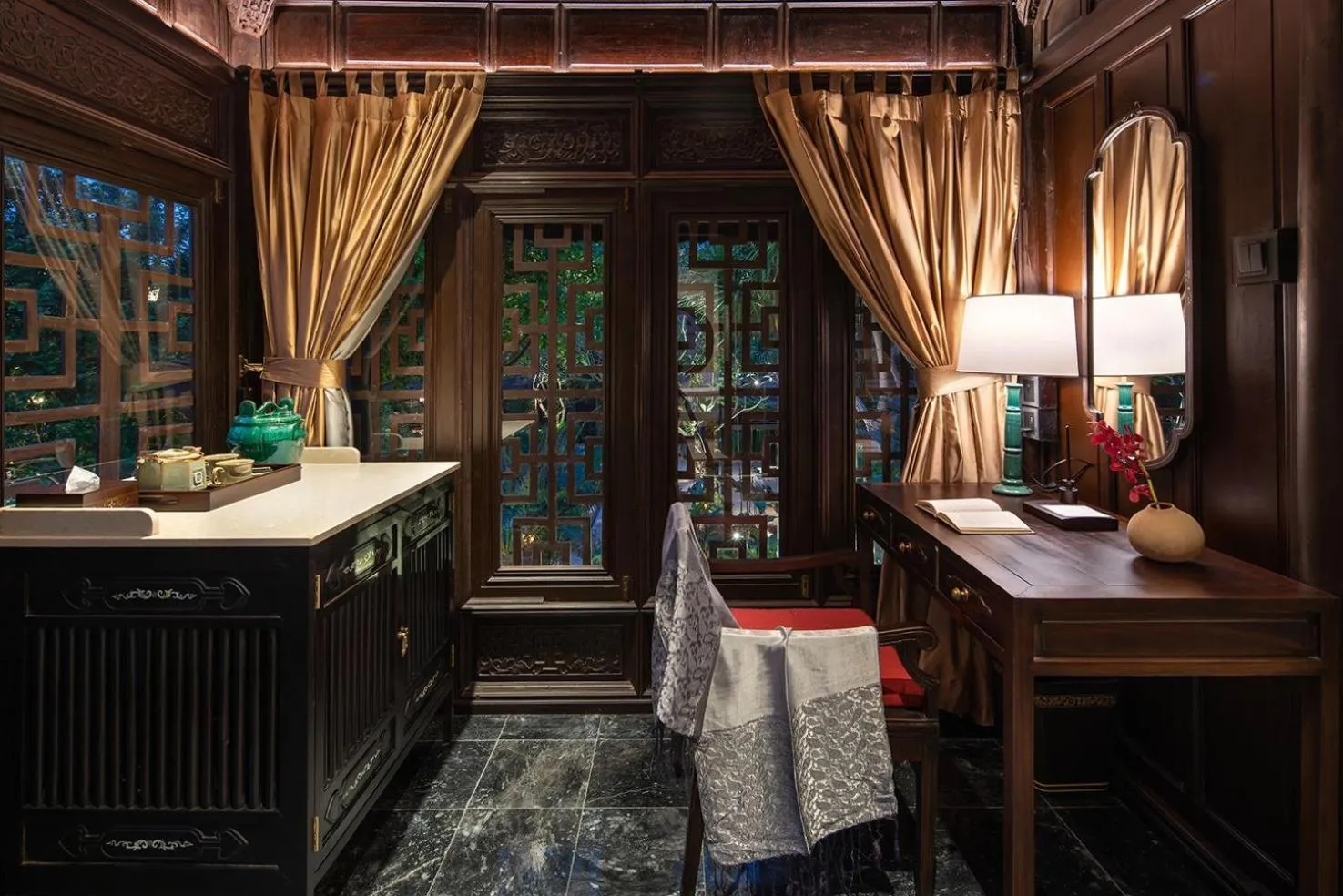 Living room in Ancient Huế Garden Houses