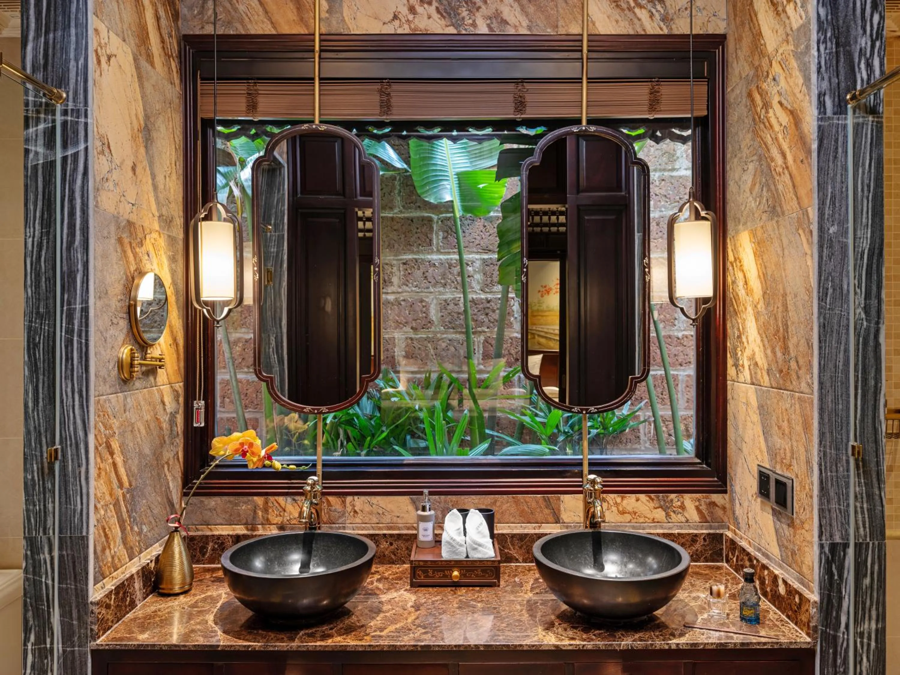 Shower in Ancient Huế Garden Houses