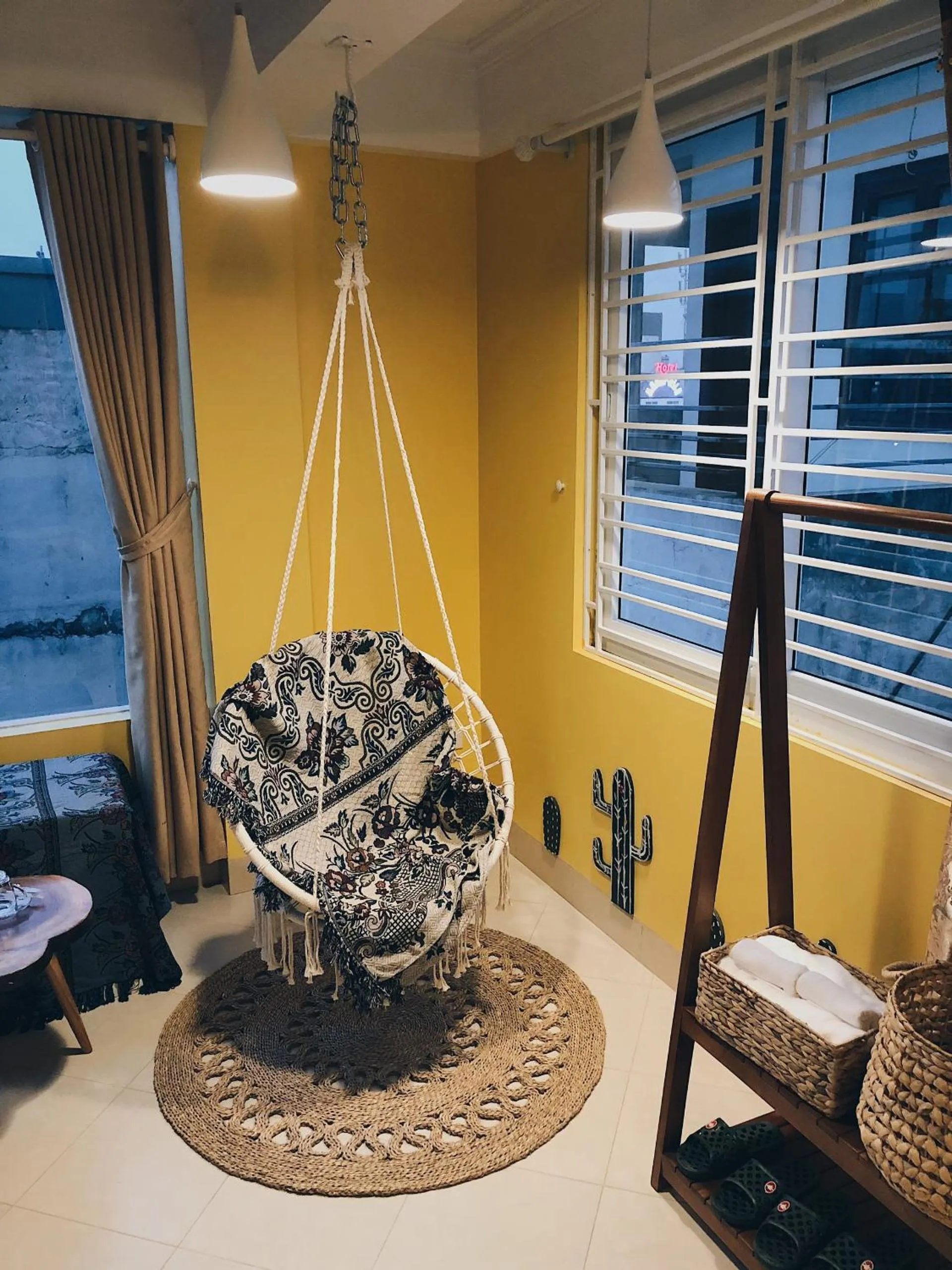 Decorative detail in Cactus Homestay