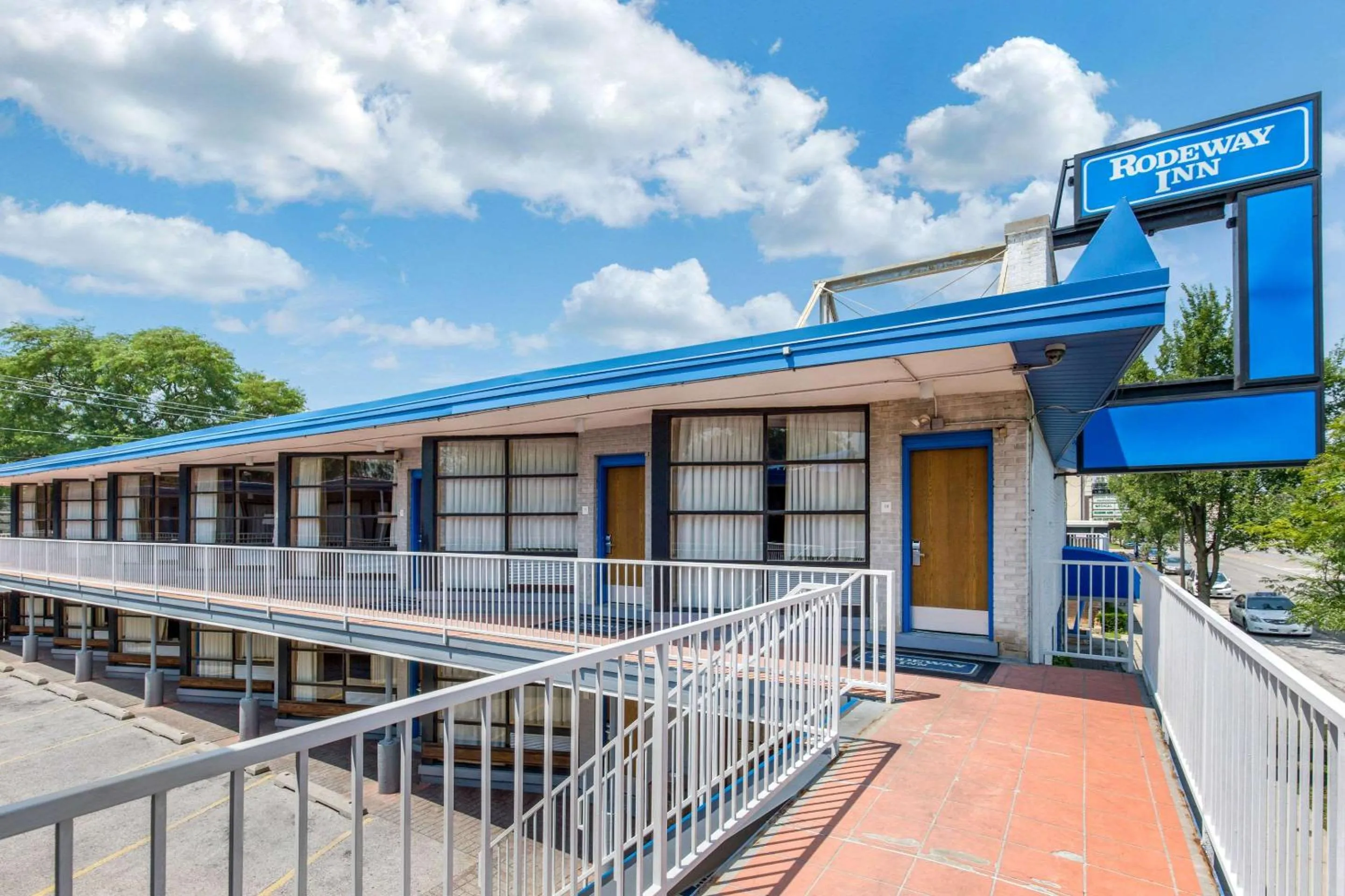 Property building in Rodeway Inn