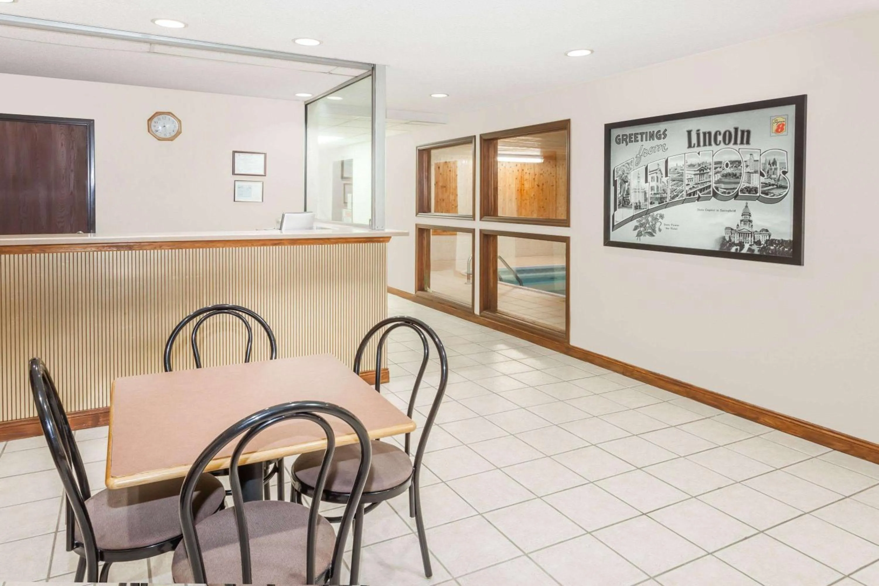 Lobby or reception in Super 8 by Wyndham Lincoln