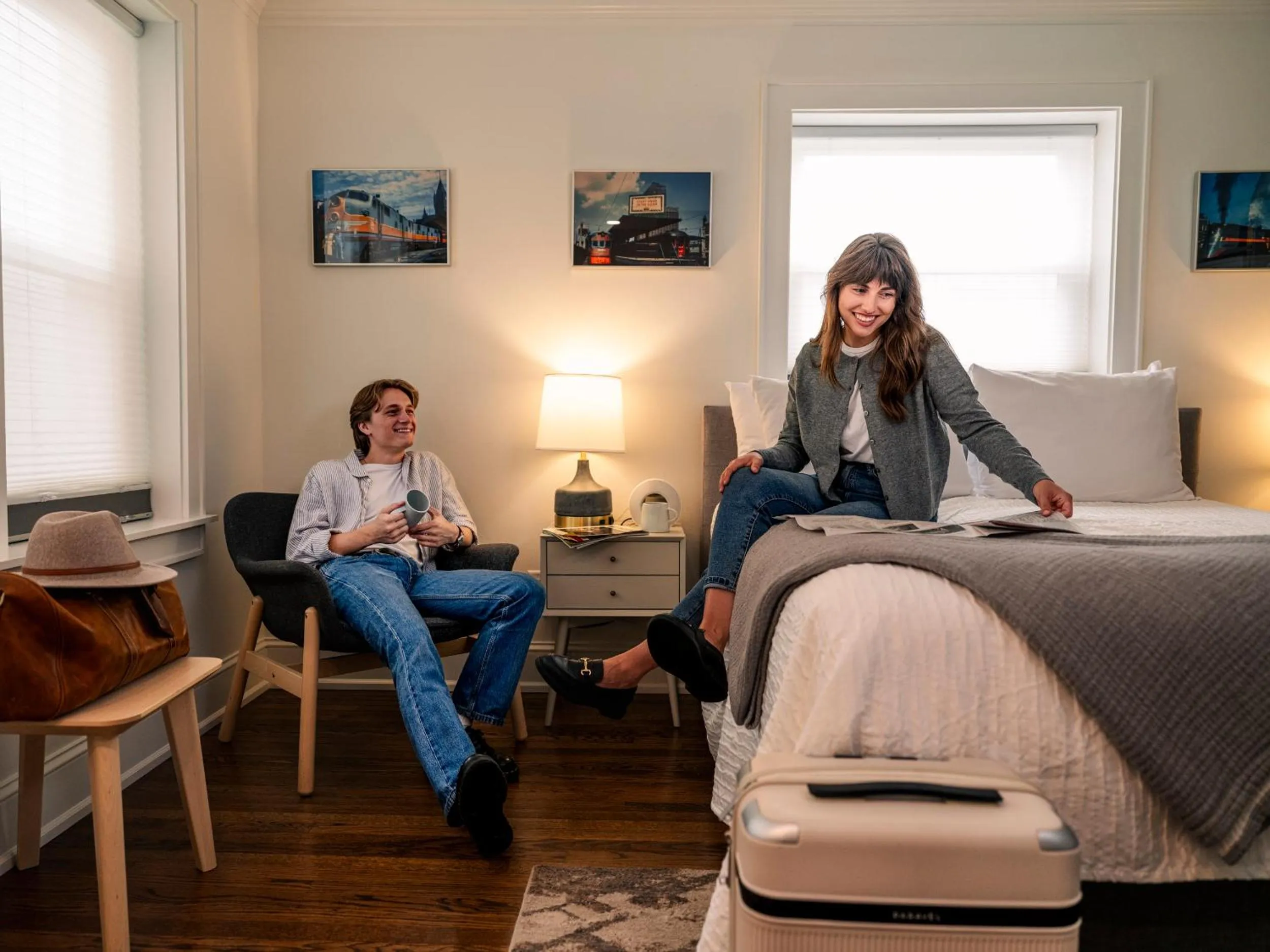 Bed in The Plaza Hotel - Milwaukee