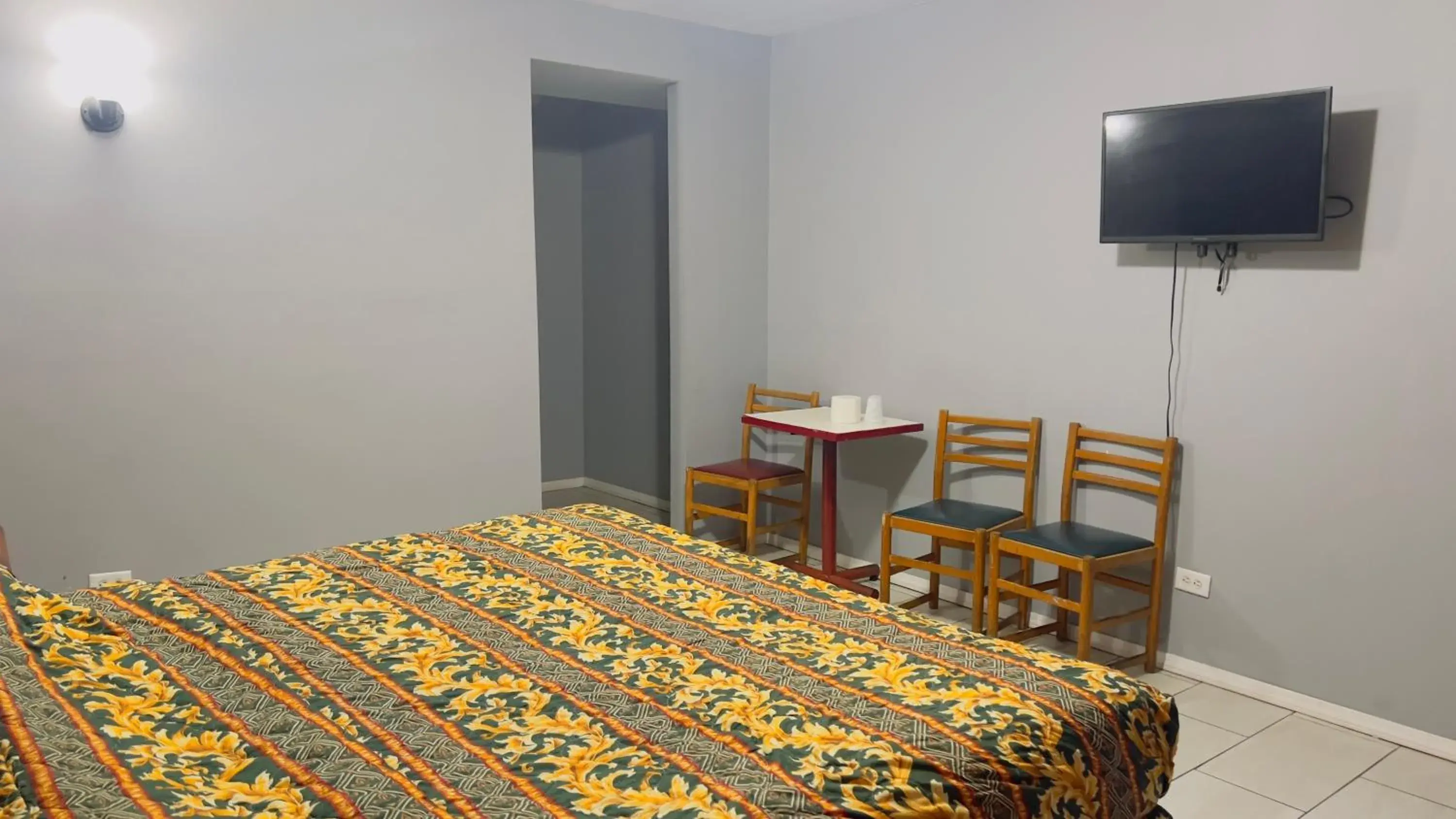 Bedroom, Bed in Best Motel By OYO Chicago I-90 Bedroom, Bed in Best Motel By OYO Chicago I-90