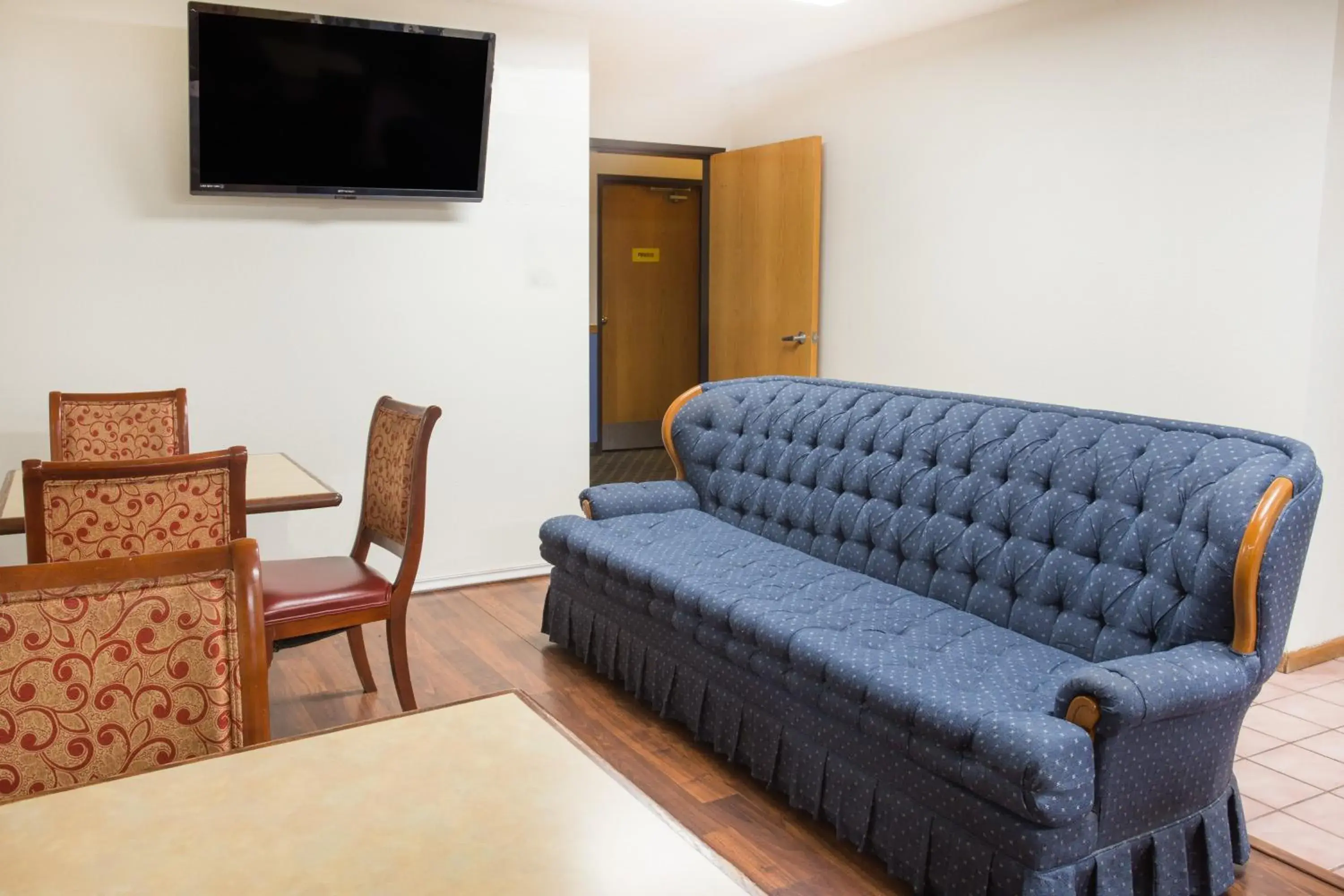 Lobby or reception in Super 8 by Wyndham Monmouth IL Lobby or reception in Super 8 by Wyndham Monmouth IL