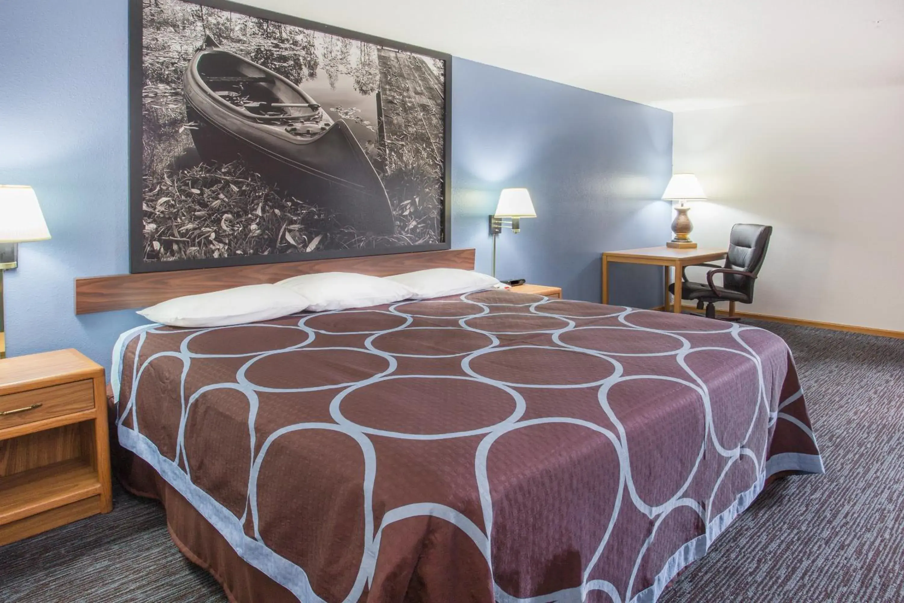 Photo of the whole room, Bed in Super 8 by Wyndham Monmouth IL Photo of the whole room, Bed in Super 8 by Wyndham Monmouth IL