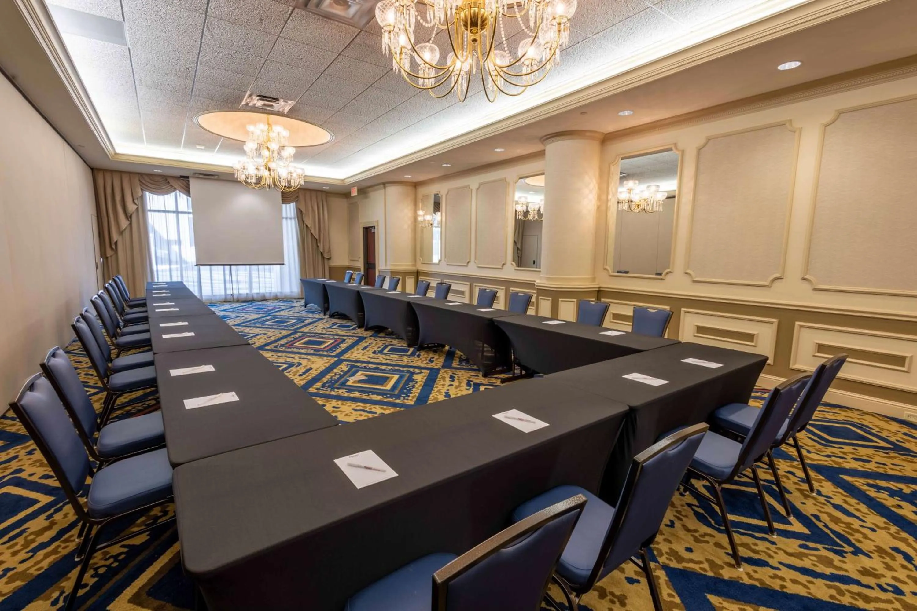 Meeting/conference room in Drury Plaza St. Louis at the Arch