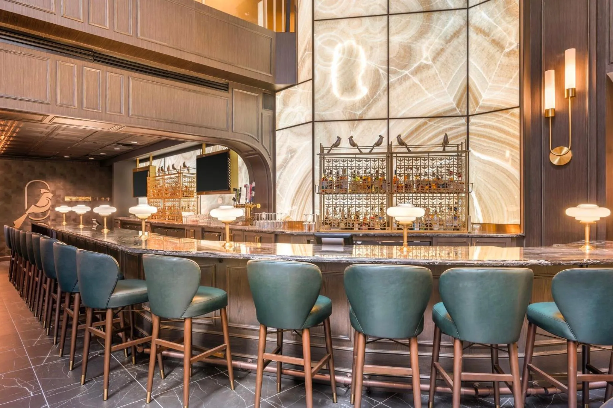 Lounge or bar in Omni Severin Hotel