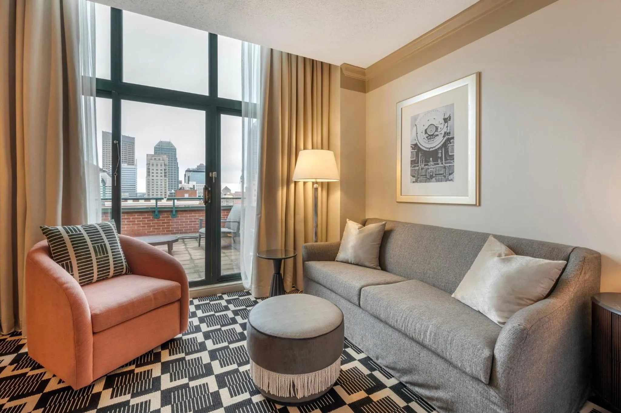 Nearby landmark in Omni Severin Hotel