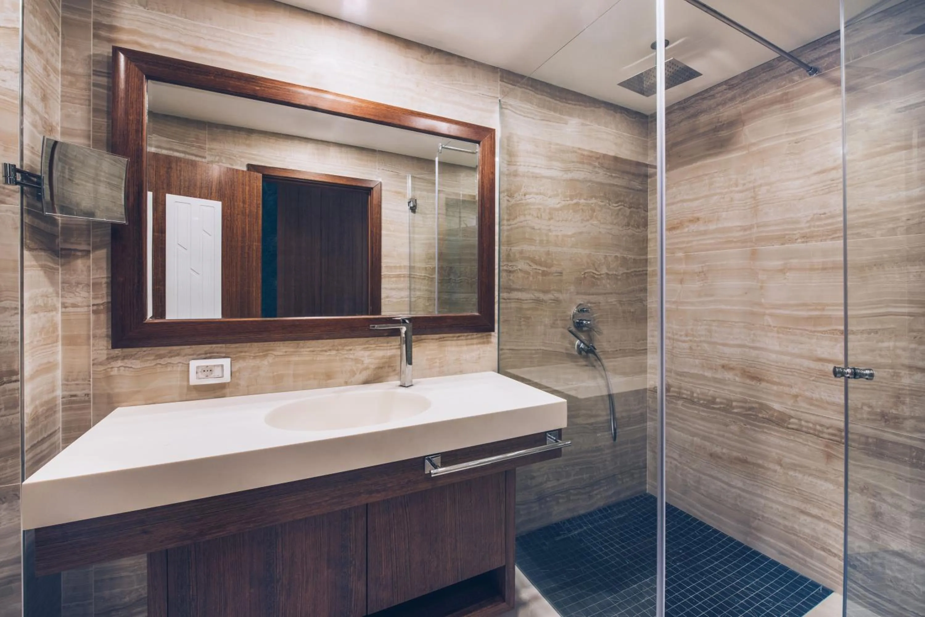 Bathroom in Iberostar Waves Slavija